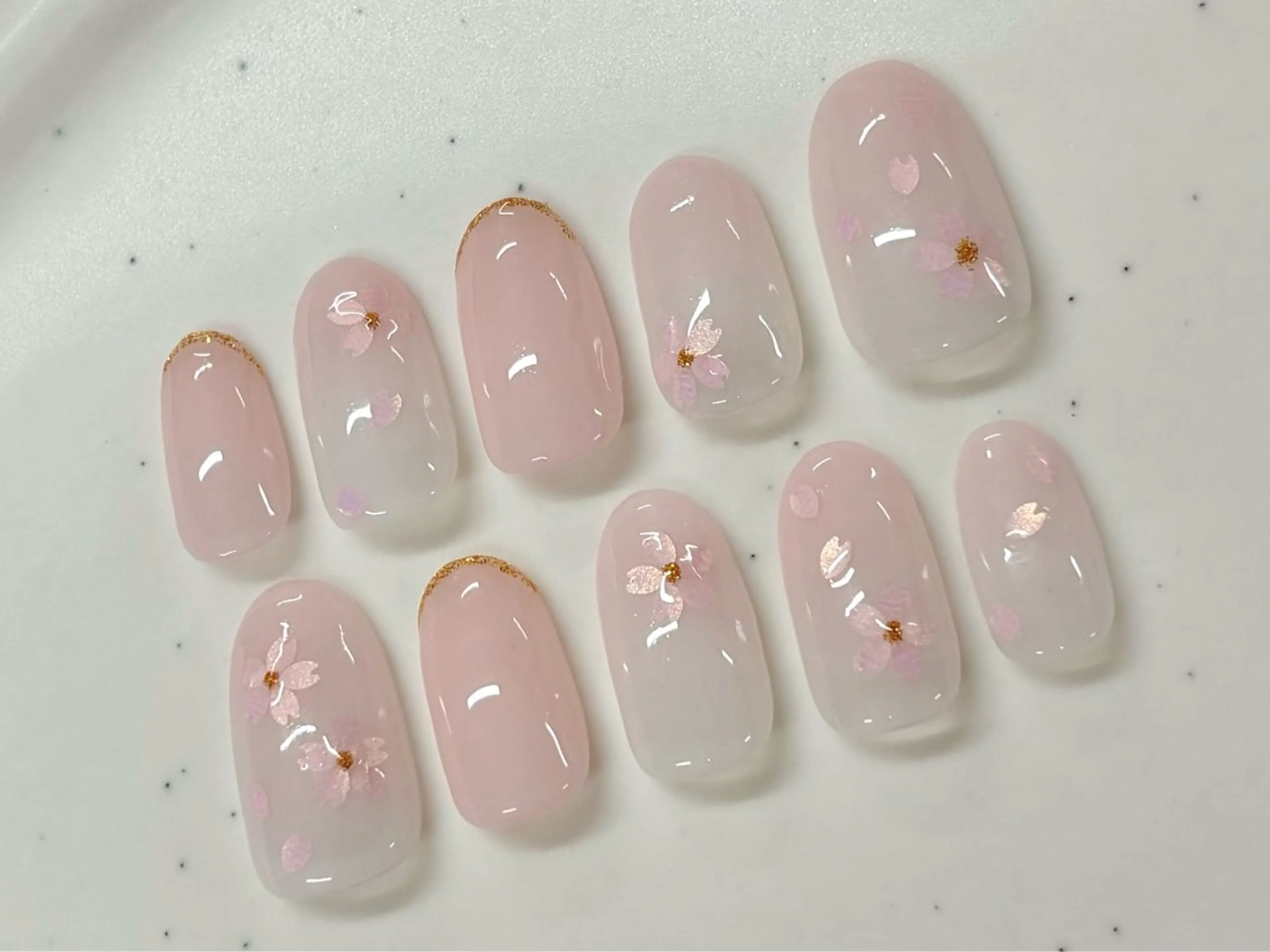 ネイル ハンドネイル Hübsch所属・Sakura Hのネイルデザイン