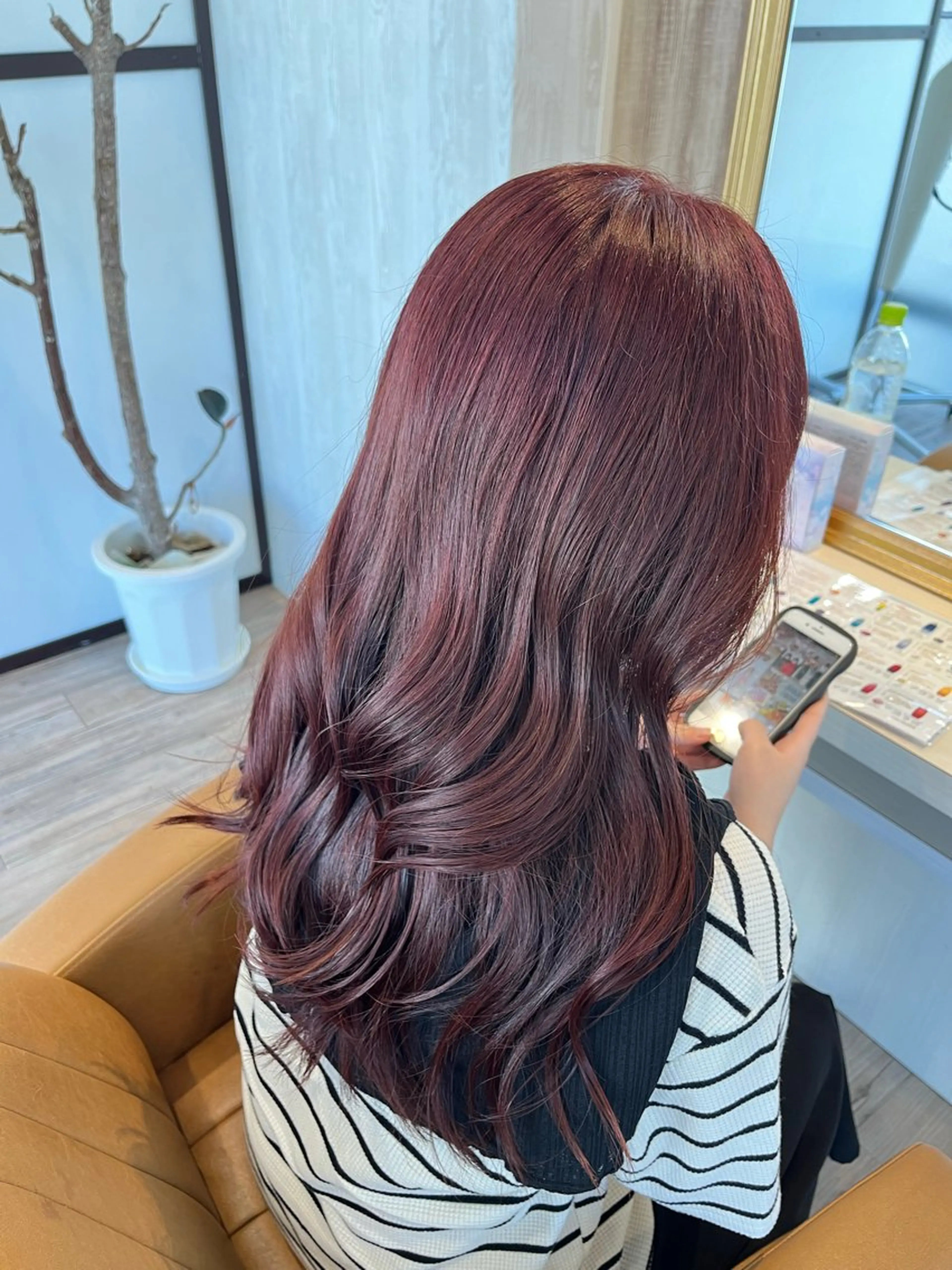 ロング カラー ボルドーカラー ラベンダーカラー ヘアカラー ブリーチなしWカラー レイヤー/Rickyのヘアスタイル