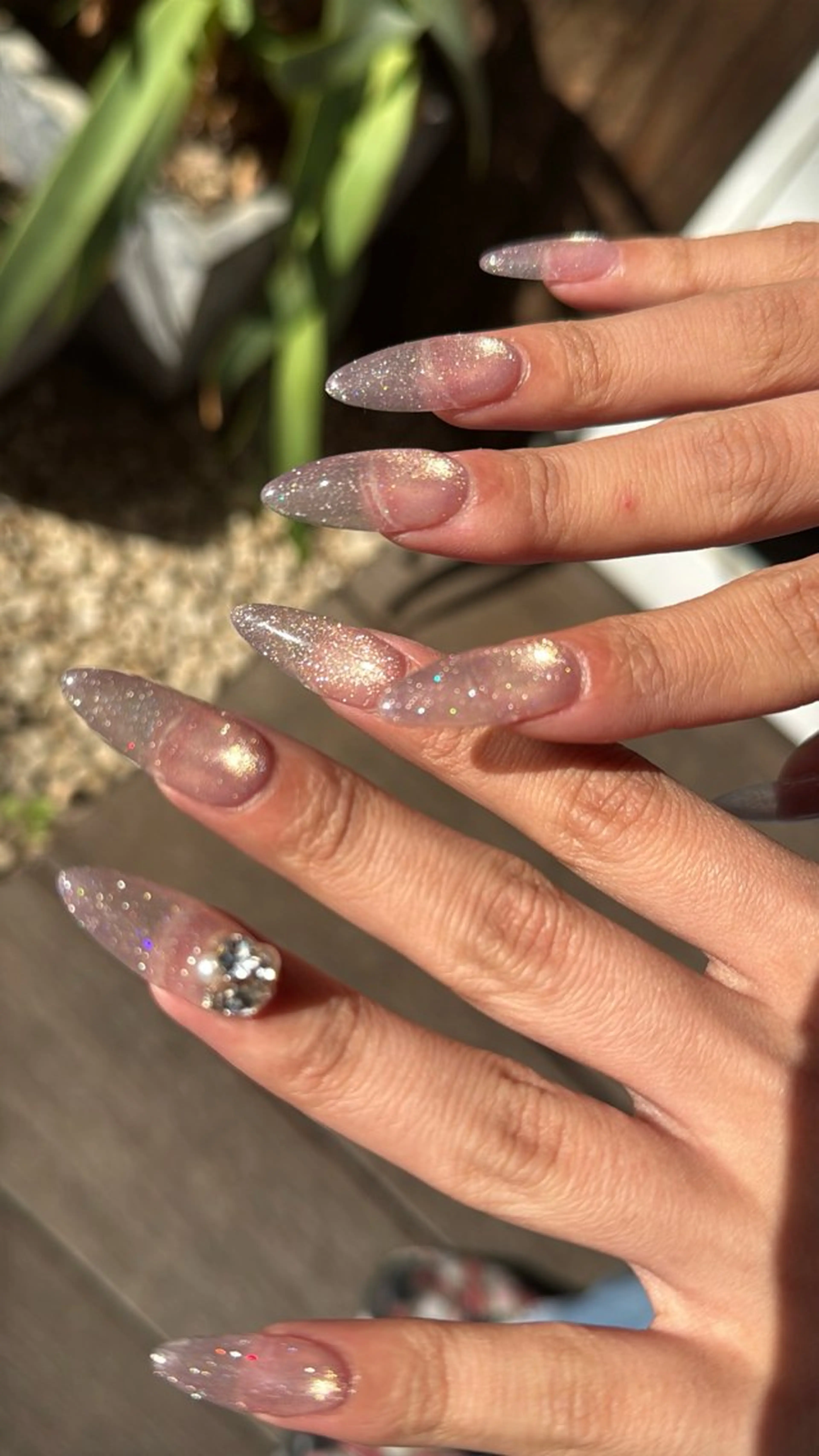 ネイル フラッシュネイル フラッシュマグ フットネイル フレンチネイル 韓国ネイル ハンドネイル SAKU nail 作島茜のネイルデザイン