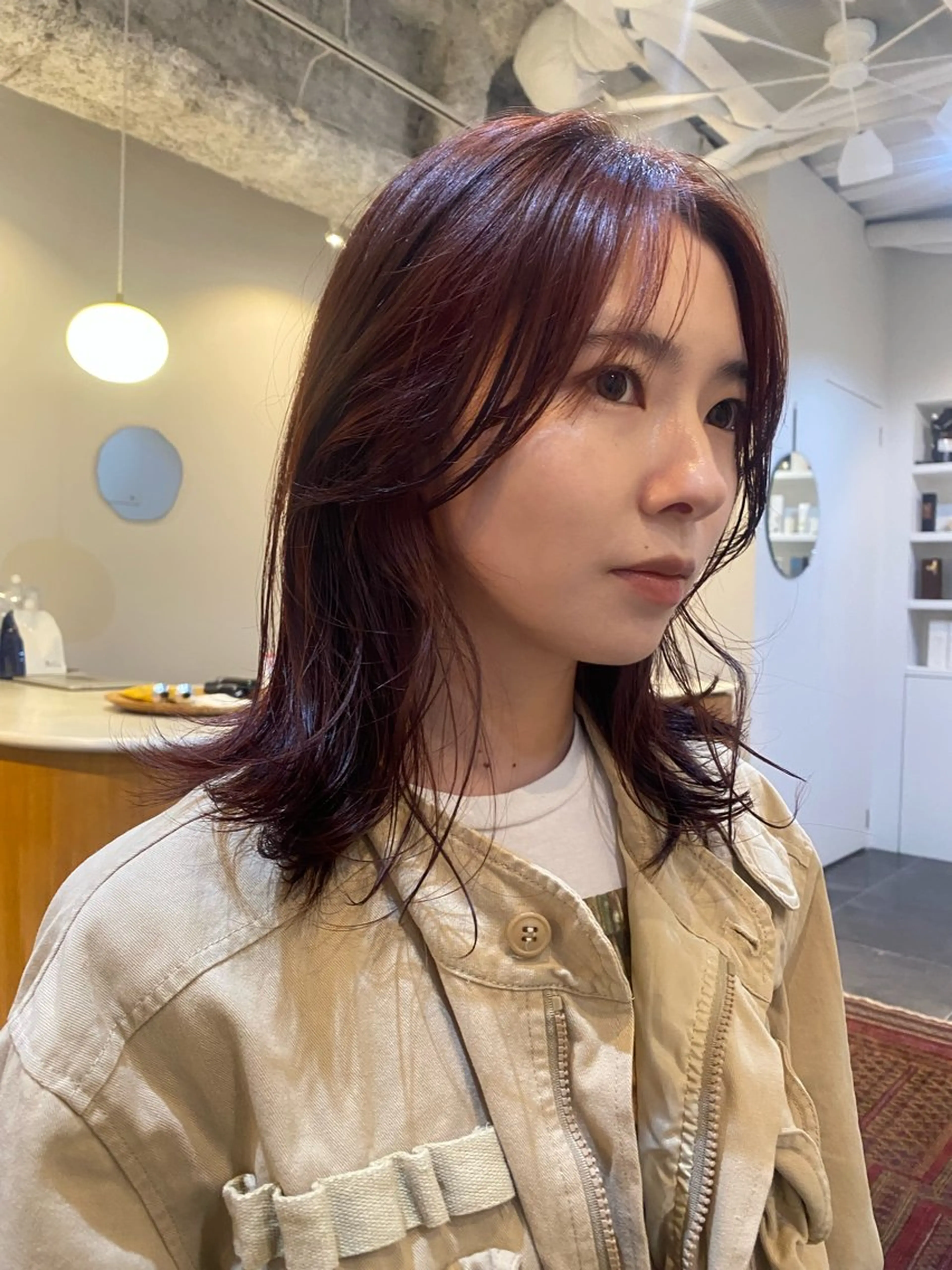 ミディアム カラー レッドカラー 永田 愛莉のヘアスタイル