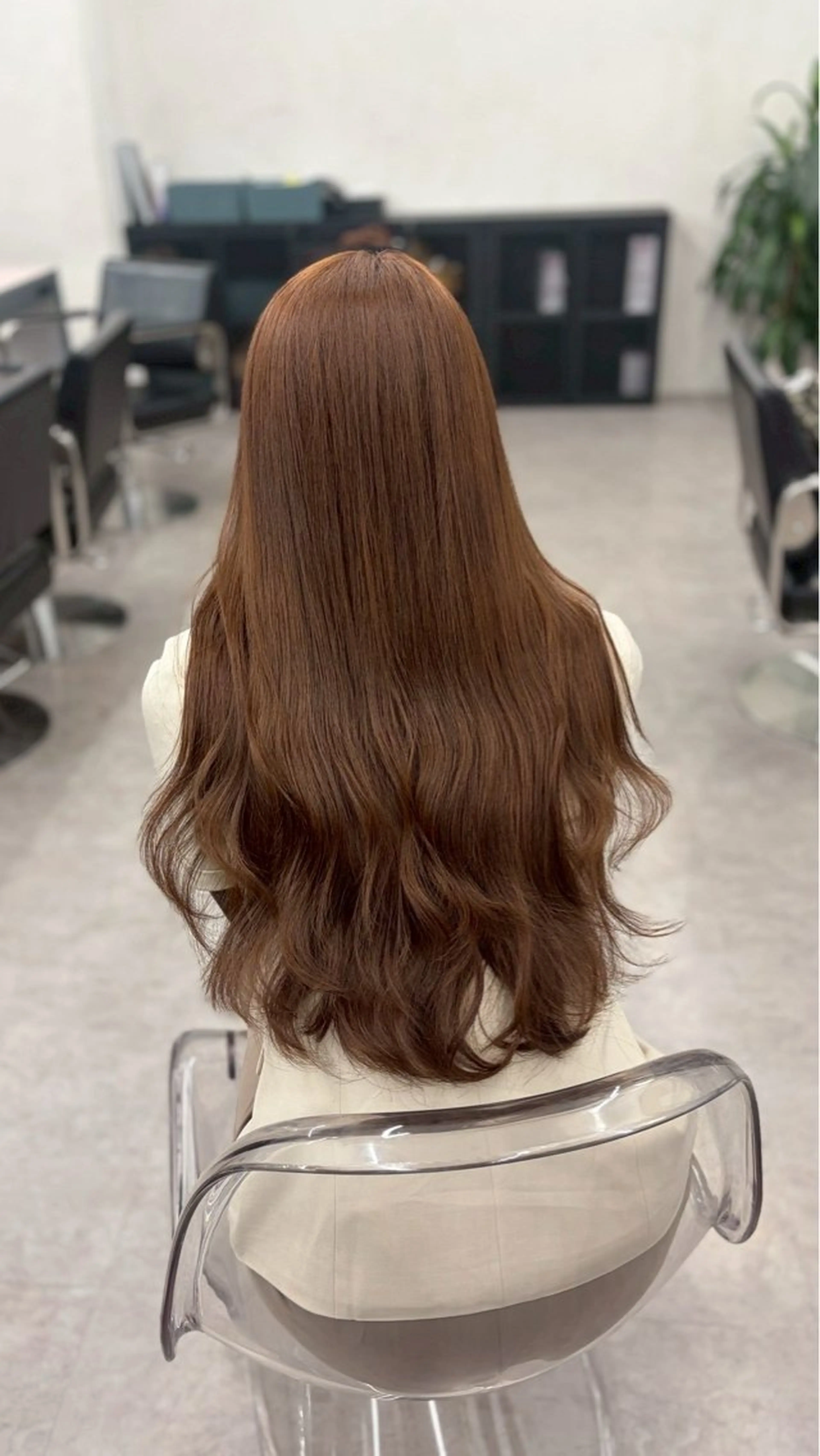 ロング カラー 東頭 さくらのヘアスタイル