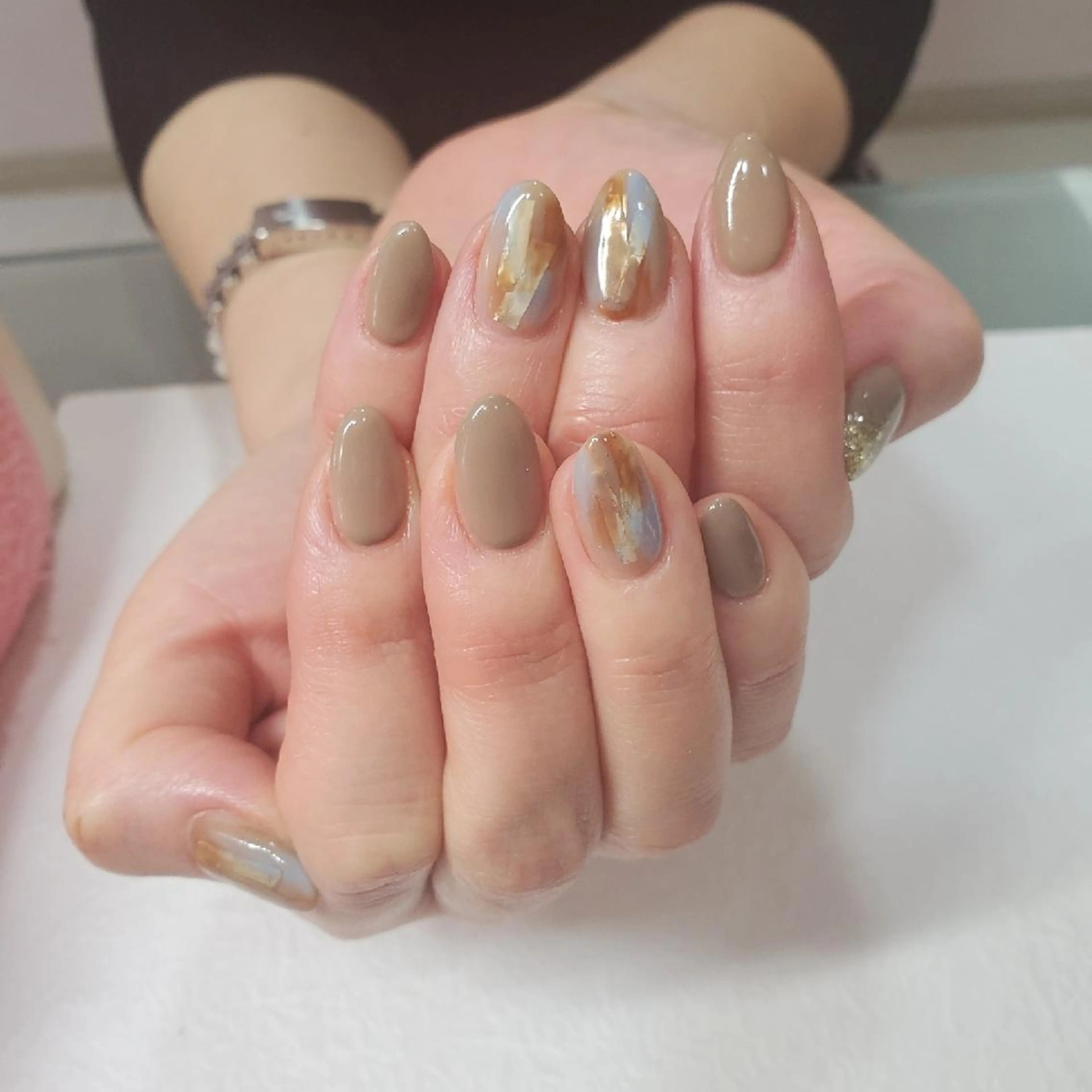 ネイル ニュアンスネイル liddell Usamiのネイルデザイン