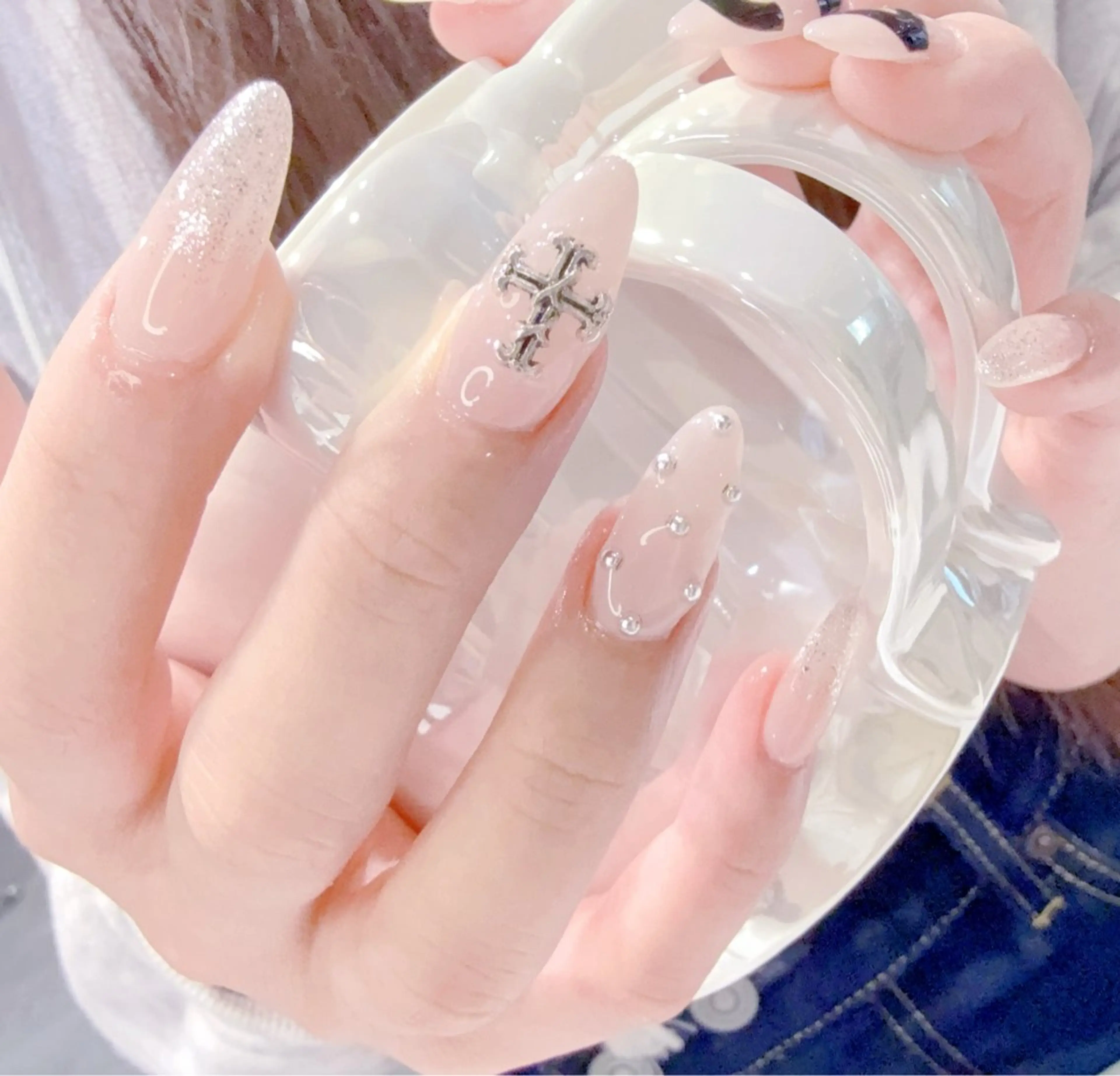 ネイル ハンドネイル ハンドケア AKI AKIのネイルデザイン