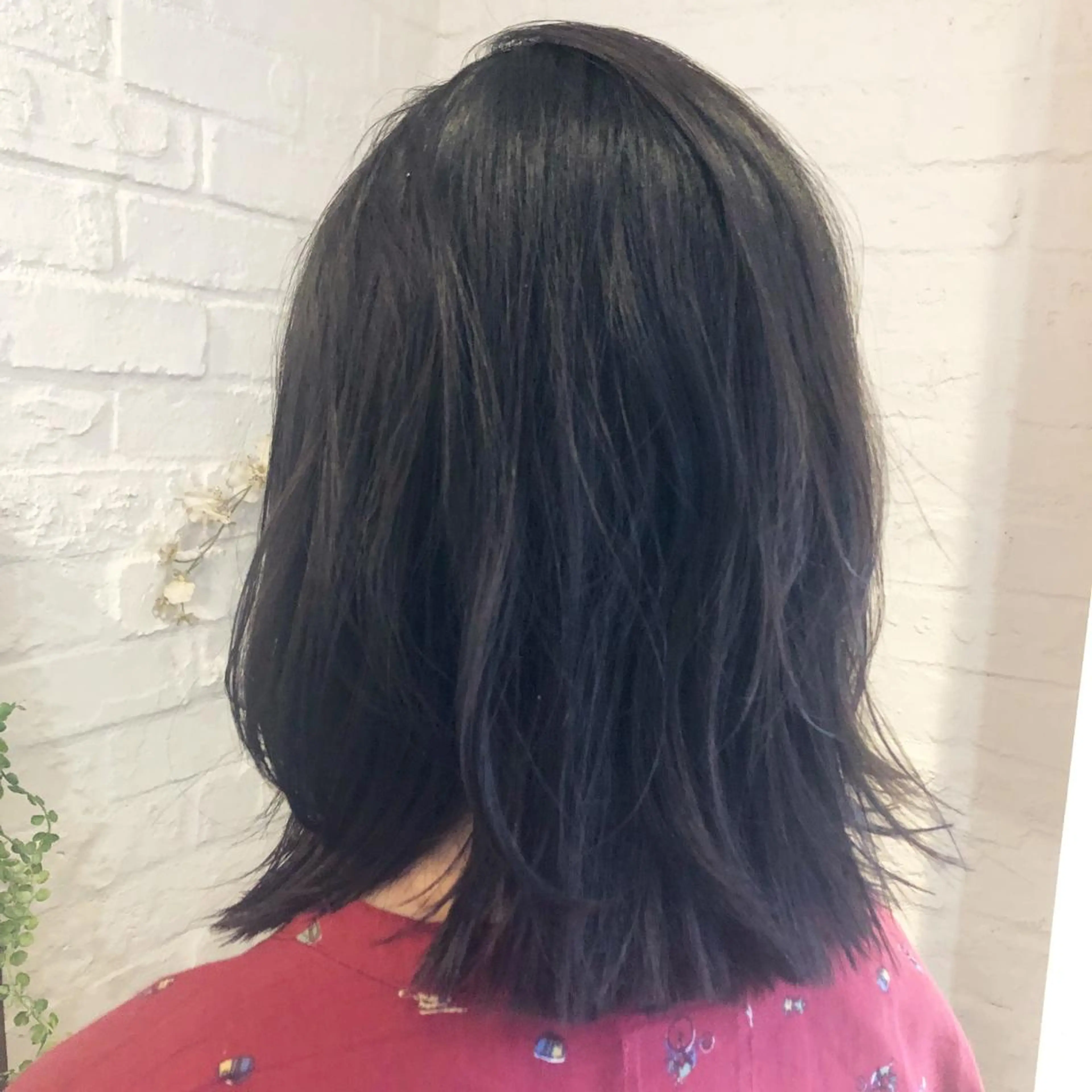 ミディアム レイヤーカット カット トリートメント 吉川 愛美李のヘアスタイル