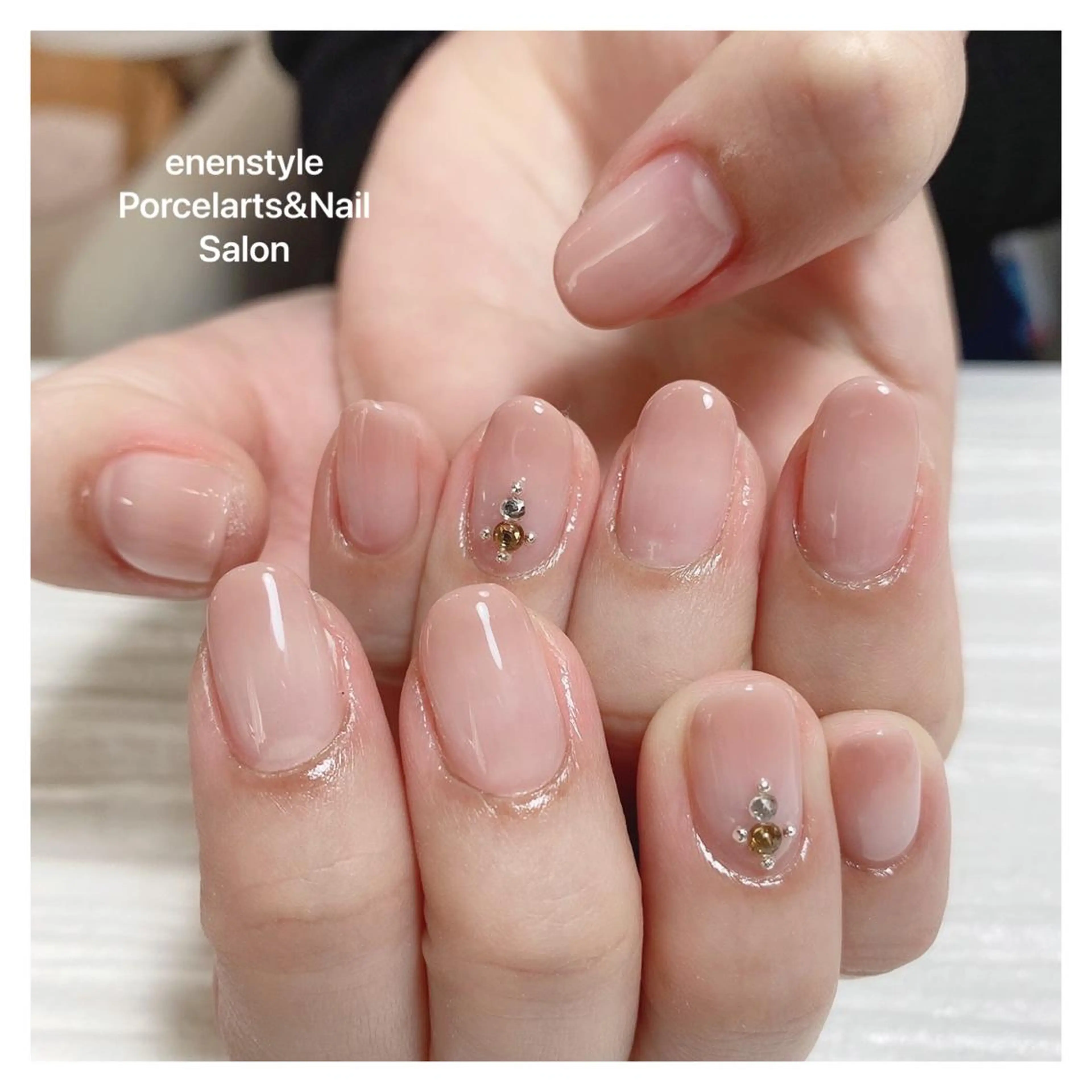 ショート ネイル ハンドネイル 👑enen style👑のネイルデザイン