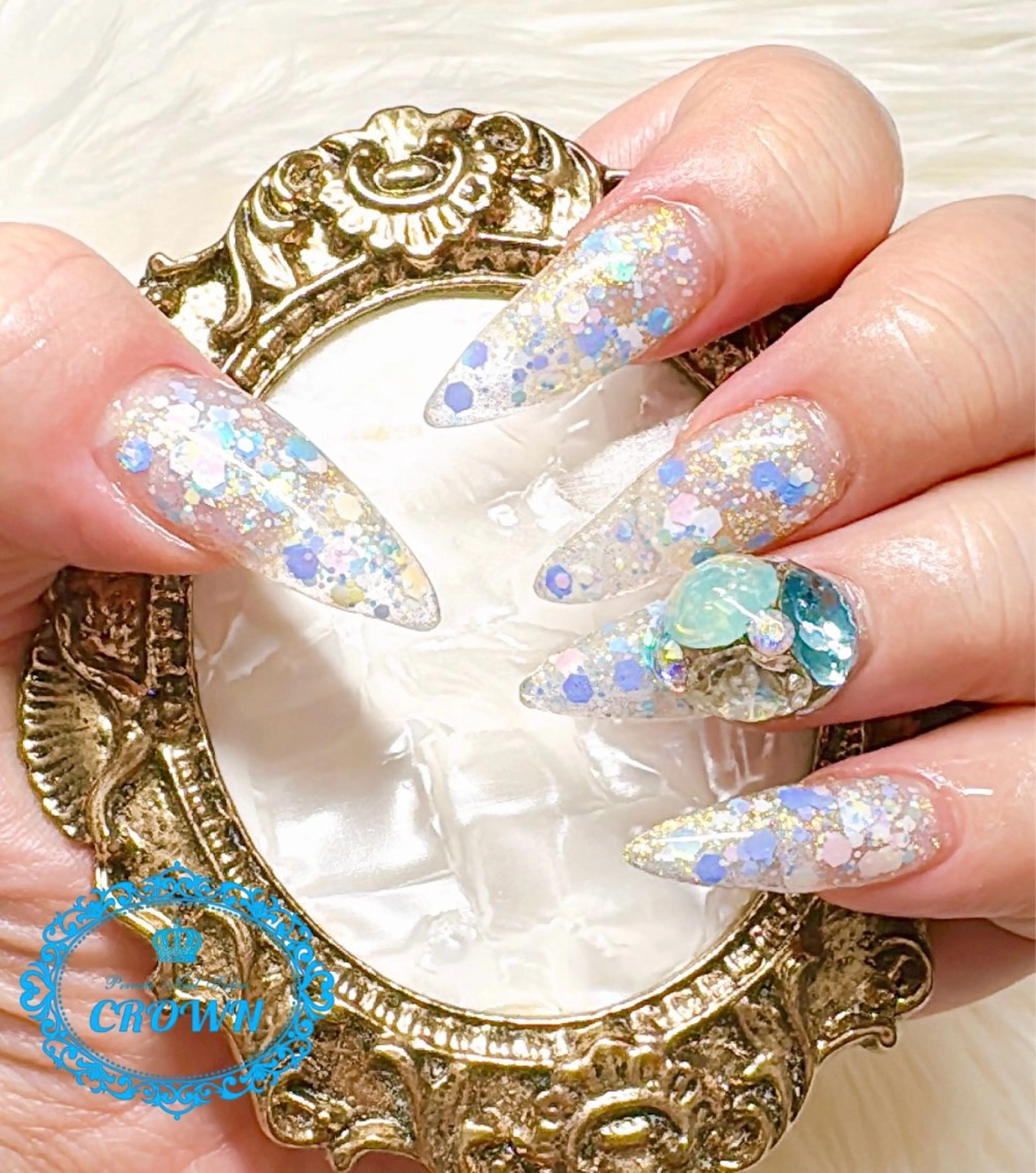 ネイル CROWN プライベートサロンのネイルデザイン