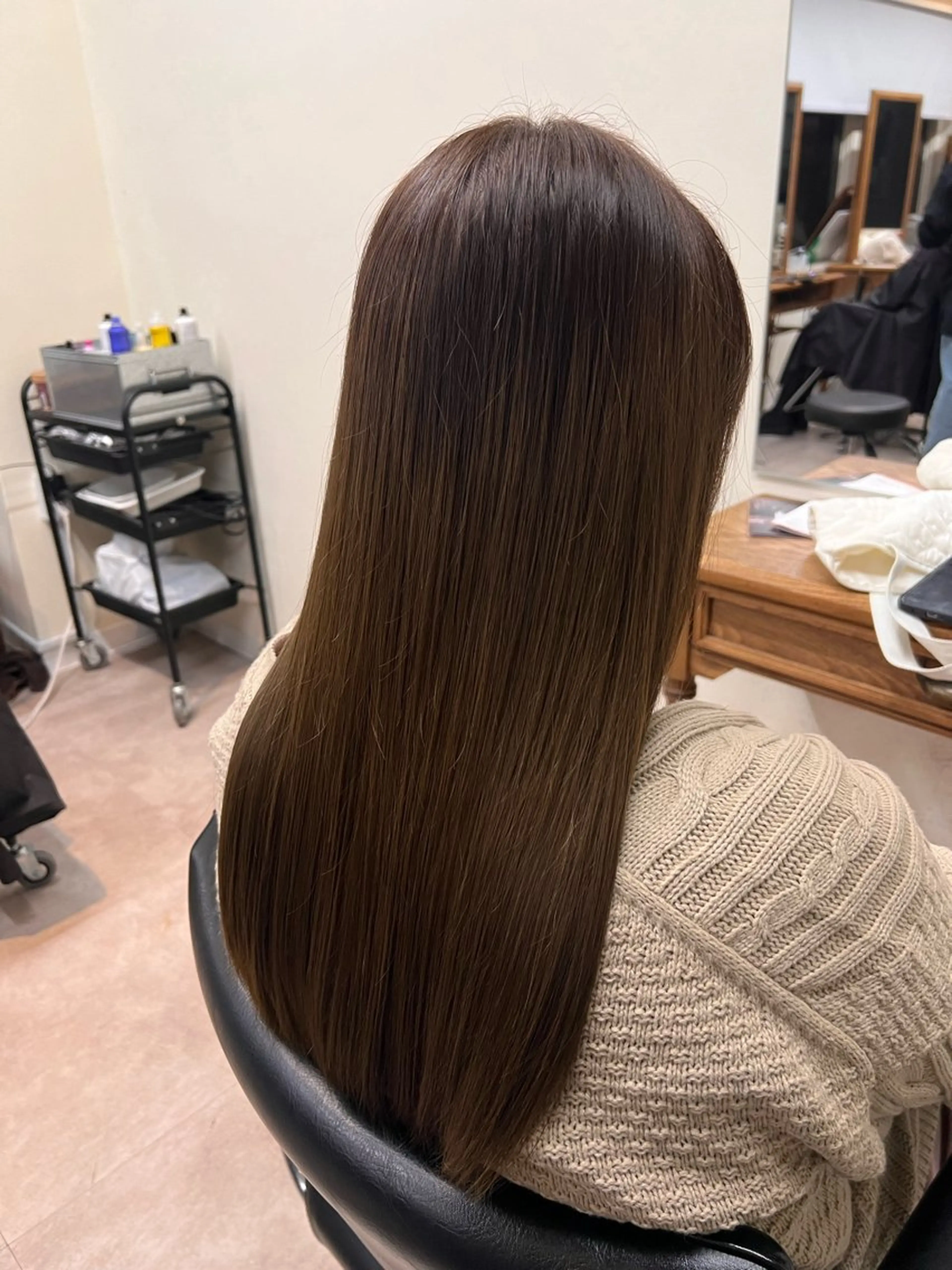 💛U24限定💛カット＋カラー＋超音波付き保湿トリートメント　¥8,800の写真