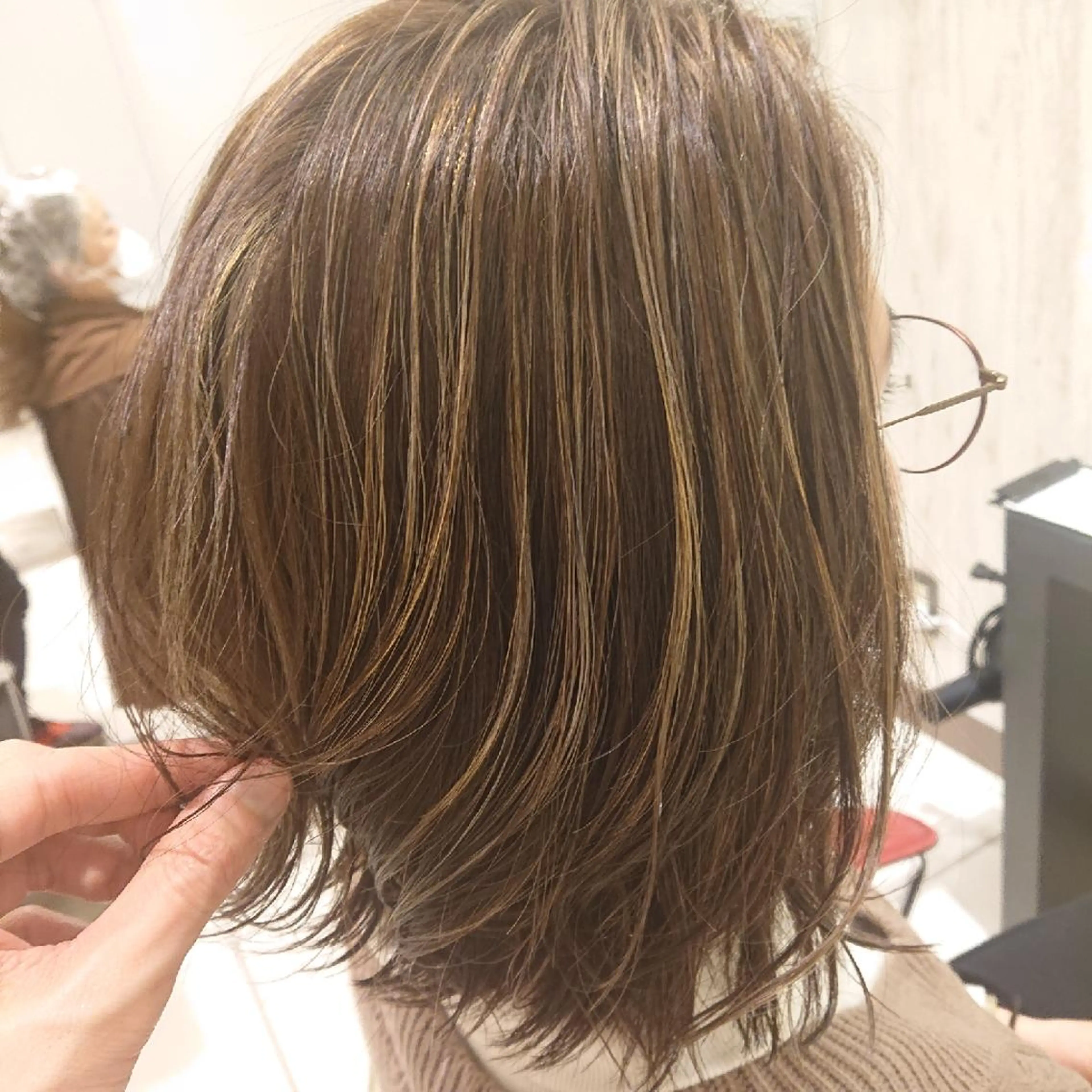 ミディアム ハイライト ✨技術講師.艶髪✨ ✂︎佐久間✂︎のヘアスタイル