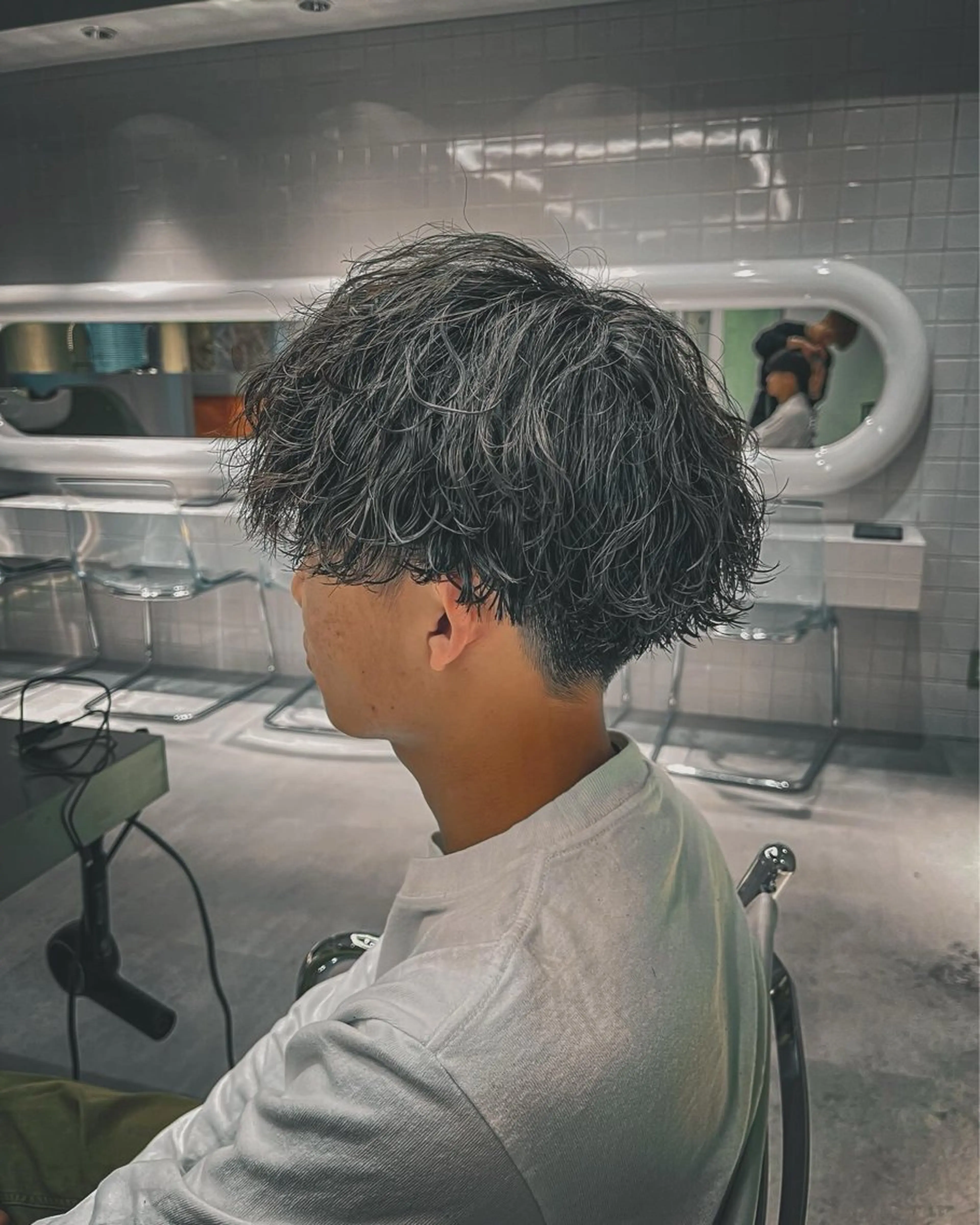 ショート パーマ メンズ ⚡メンズパーマフ ェードカットTomyのヘアスタイル