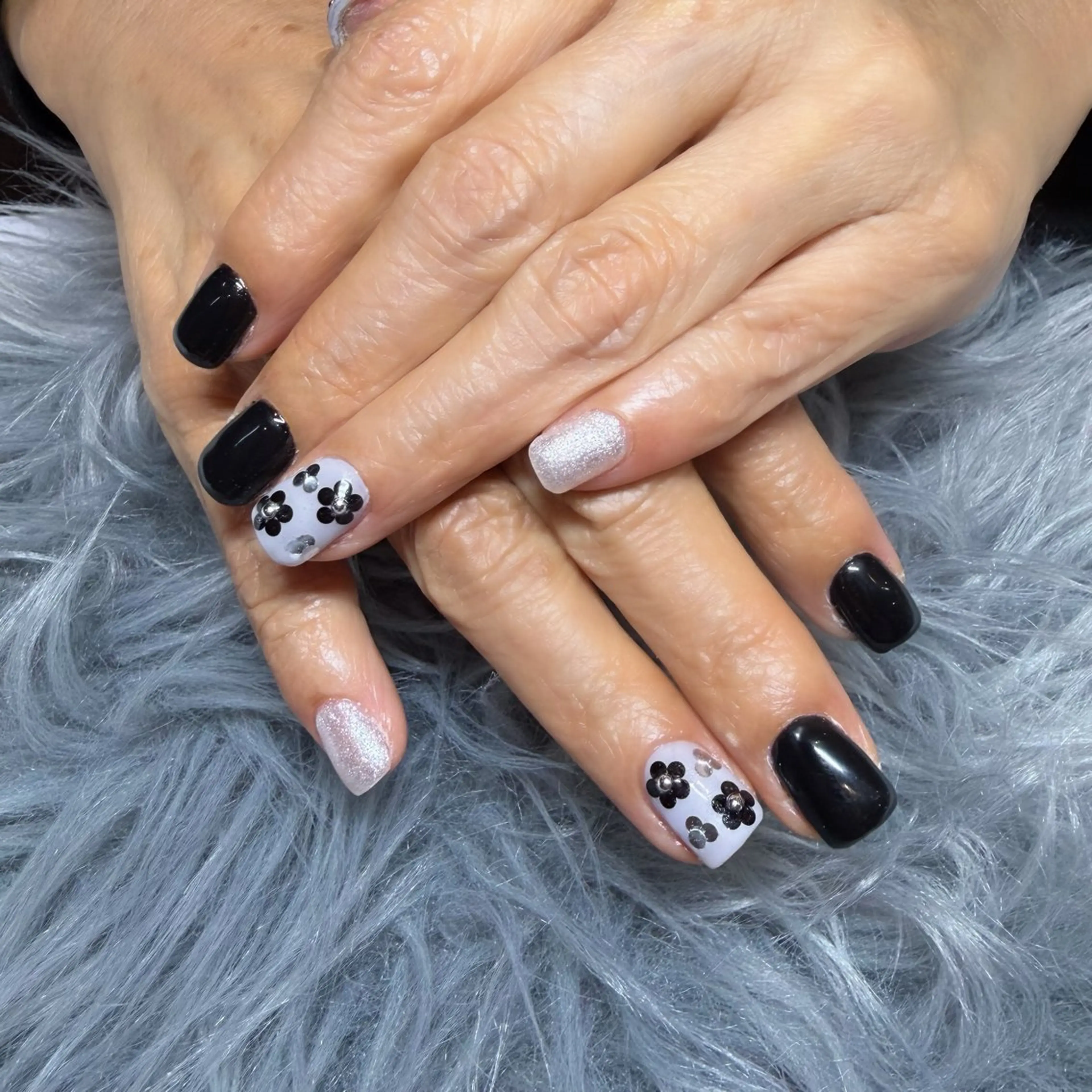 ネイル ハンドネイル CHERILY meiのマツエク・マツパデザイン