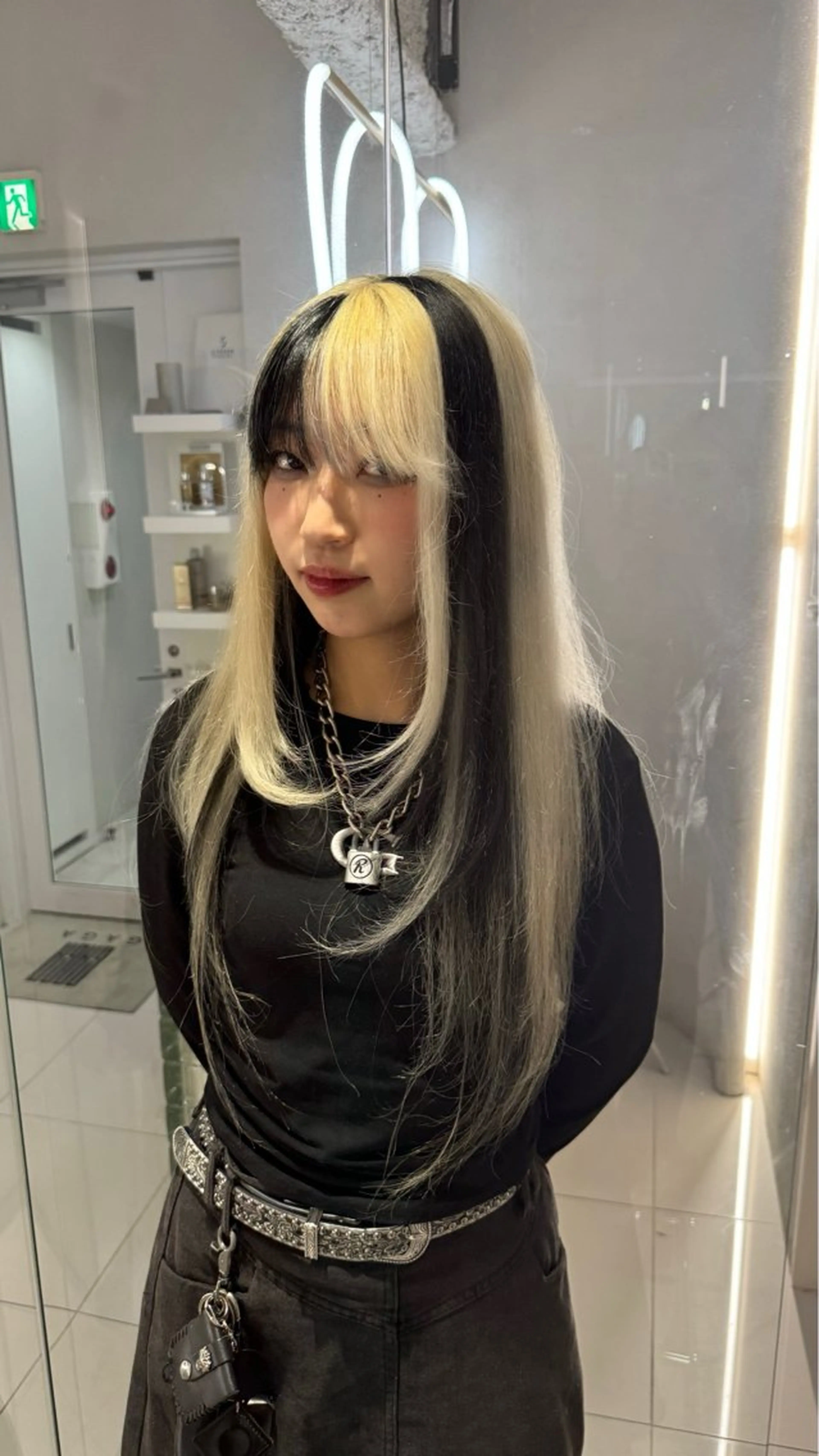 カラー ヘアカラー トリートメント ヘアセット ANN GAGA 心斎橋/ハイトーンのヘアスタイル