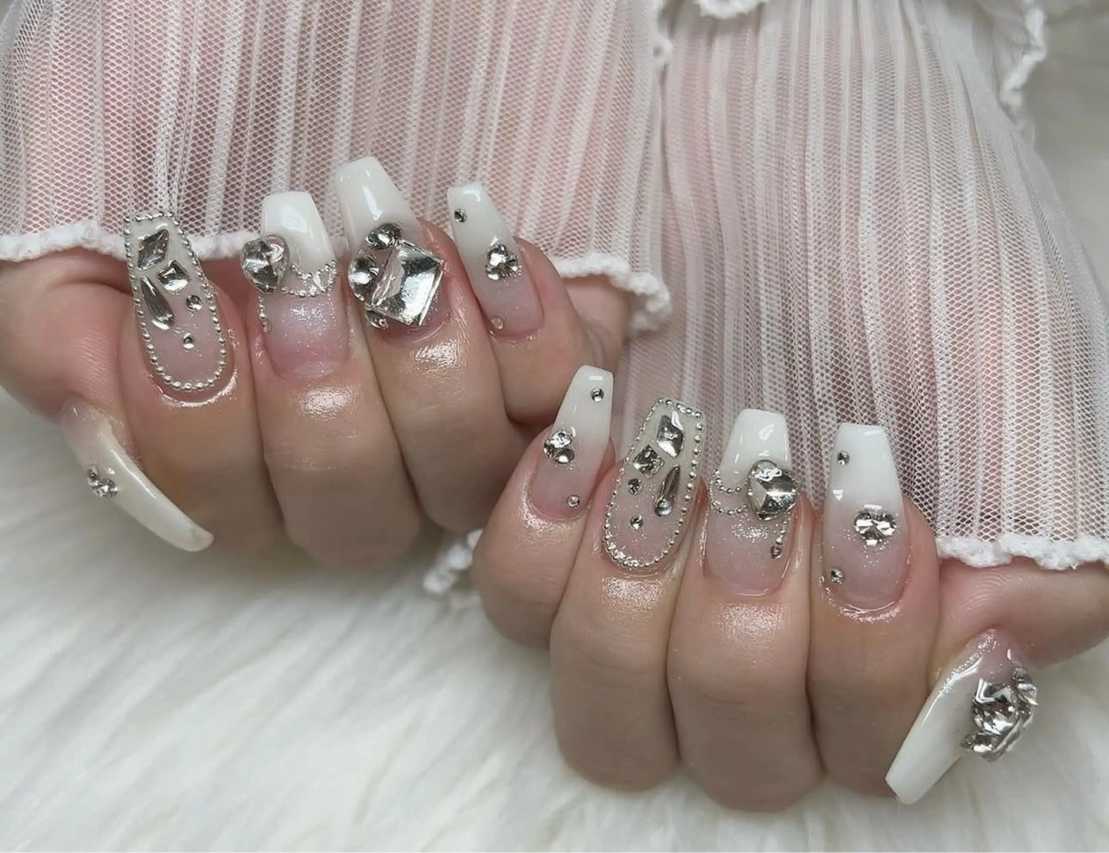 ネイル アートネイル Nie Nail Shinokuboのネイルデザイン