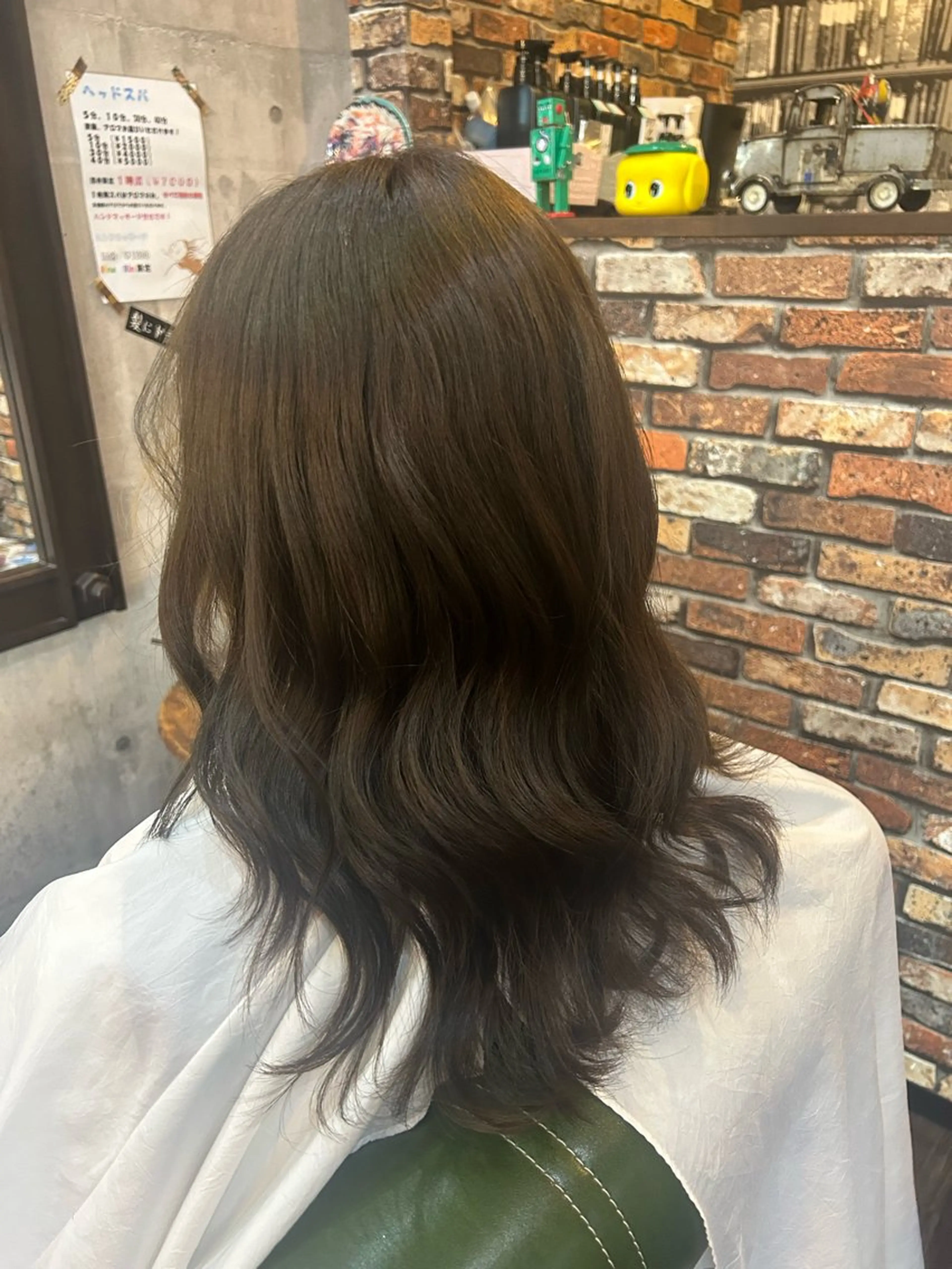 セミロング higashi chiriのヘアスタイル