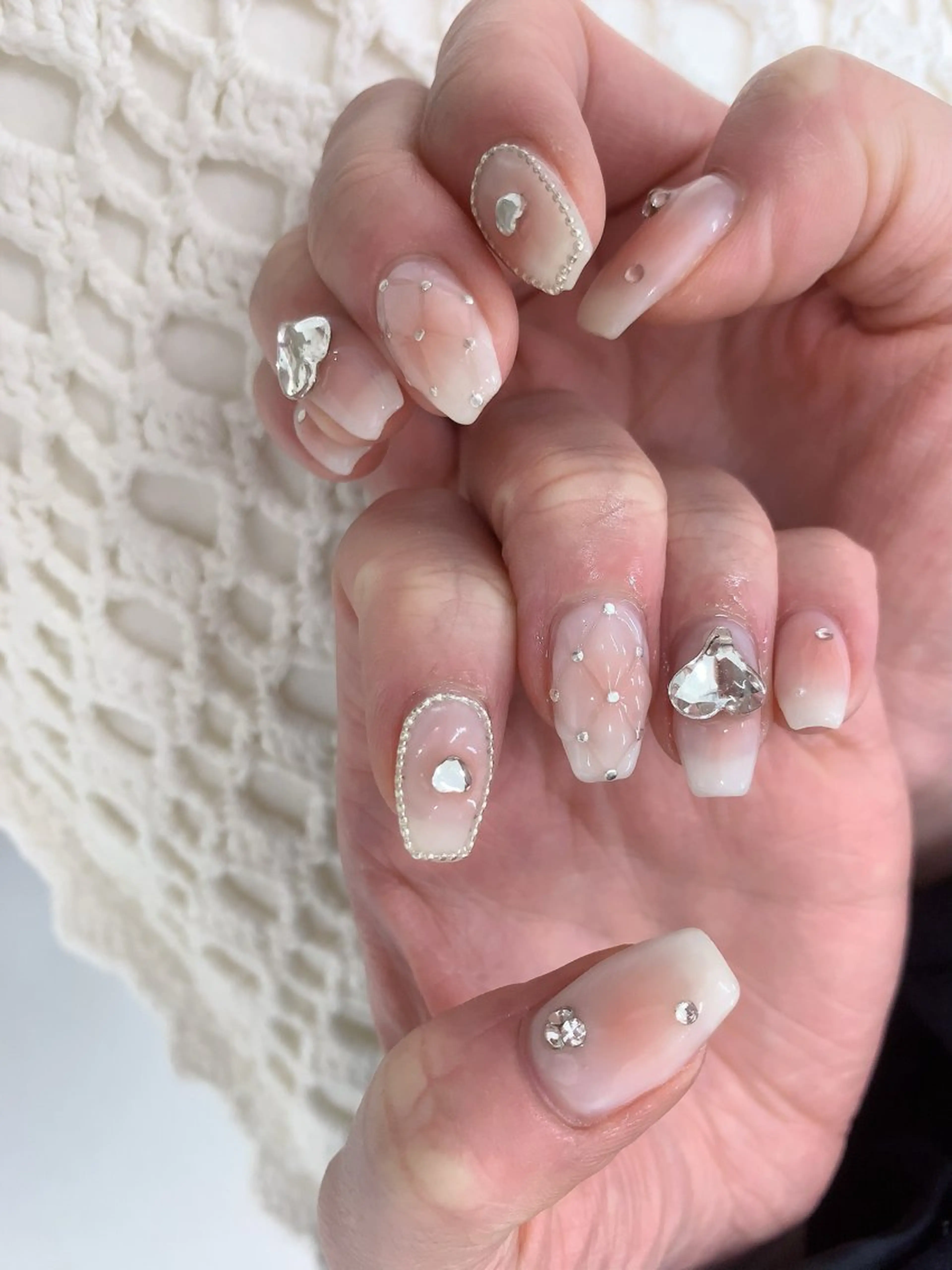 ネイル Miouミオン ネイルサロンのネイルデザイン