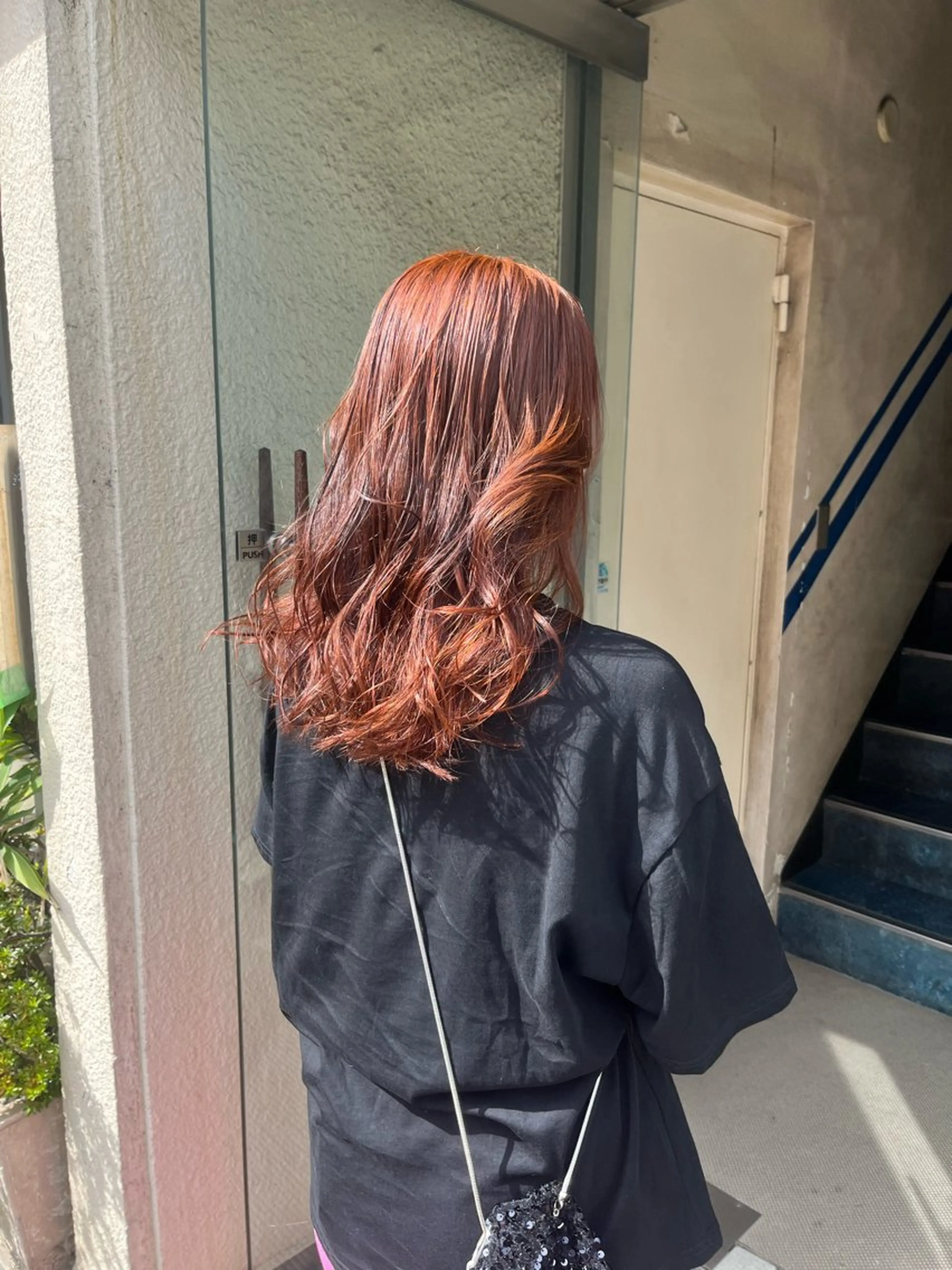 セミロング カラー 艶髪/ハイトーン/ ヘアセット/モエノのヘアスタイル