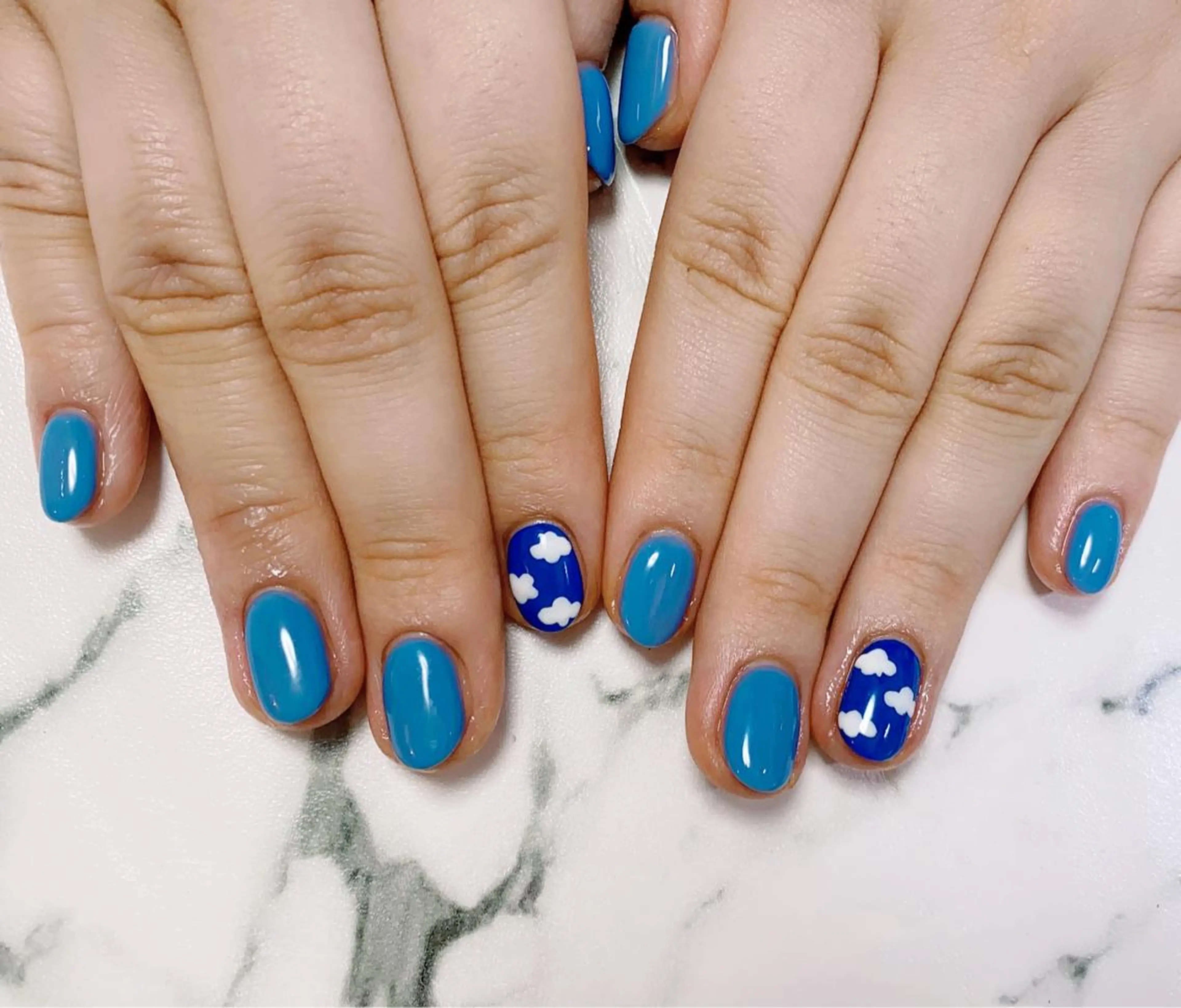 ロング カラー ネイル Q Free nailsのネイルデザイン