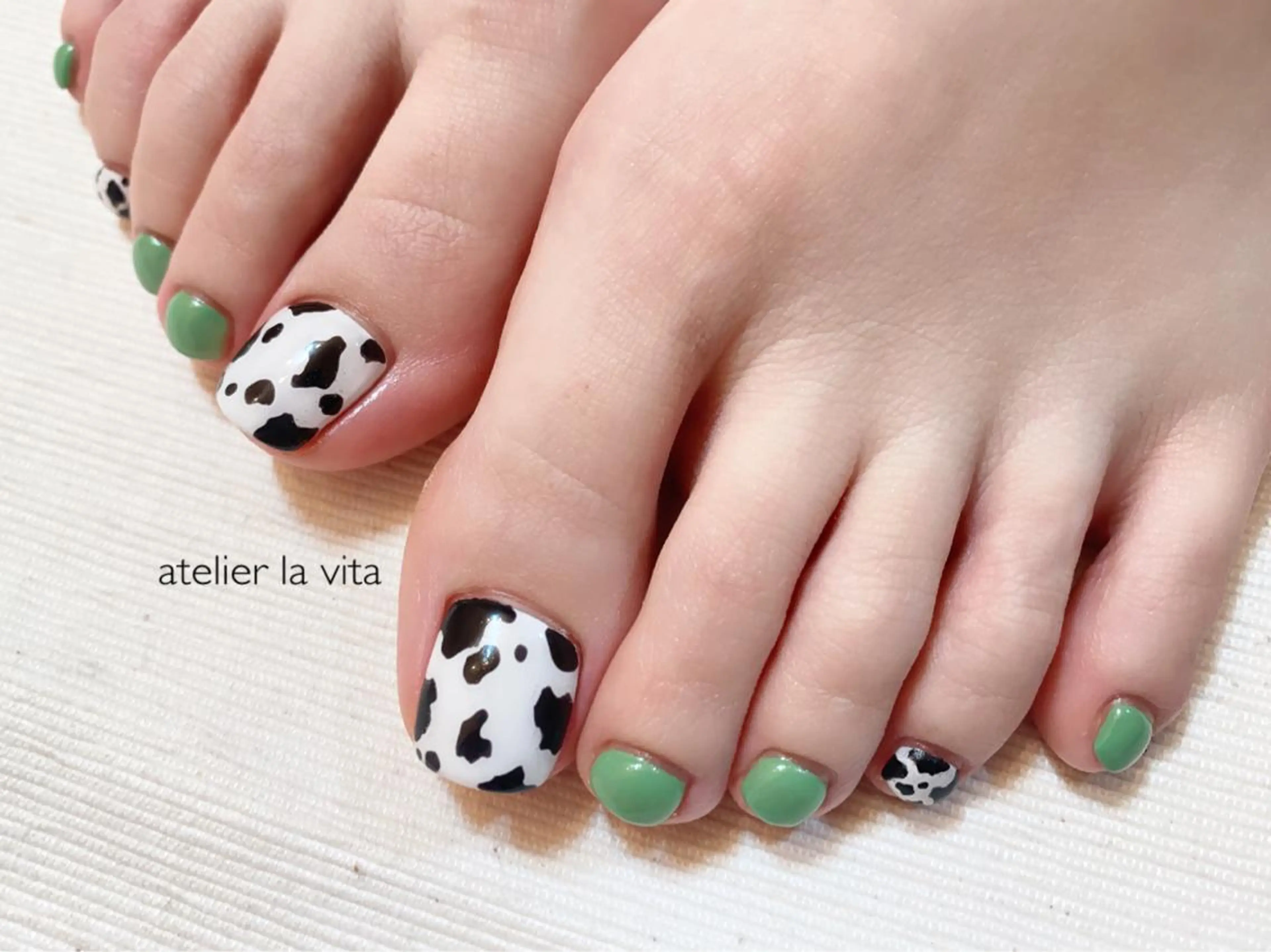 ネイル フットネイル atelier la vita所属・lavita. mimuraのネイルデザイン