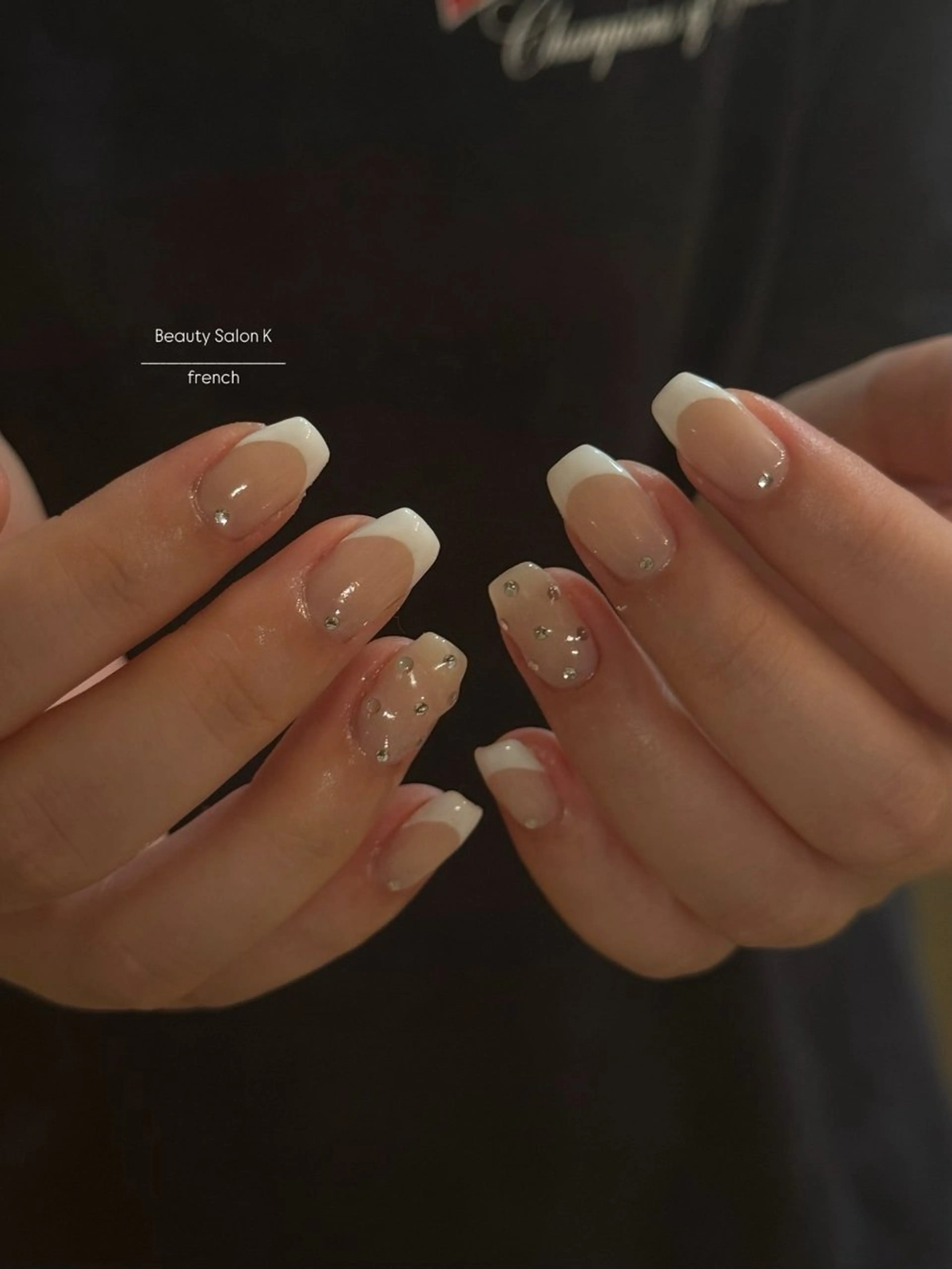 ネイル アートネイル フレンチネイル ストーンネイル ハンドネイル Nail salon K　momoのネイルデザイン