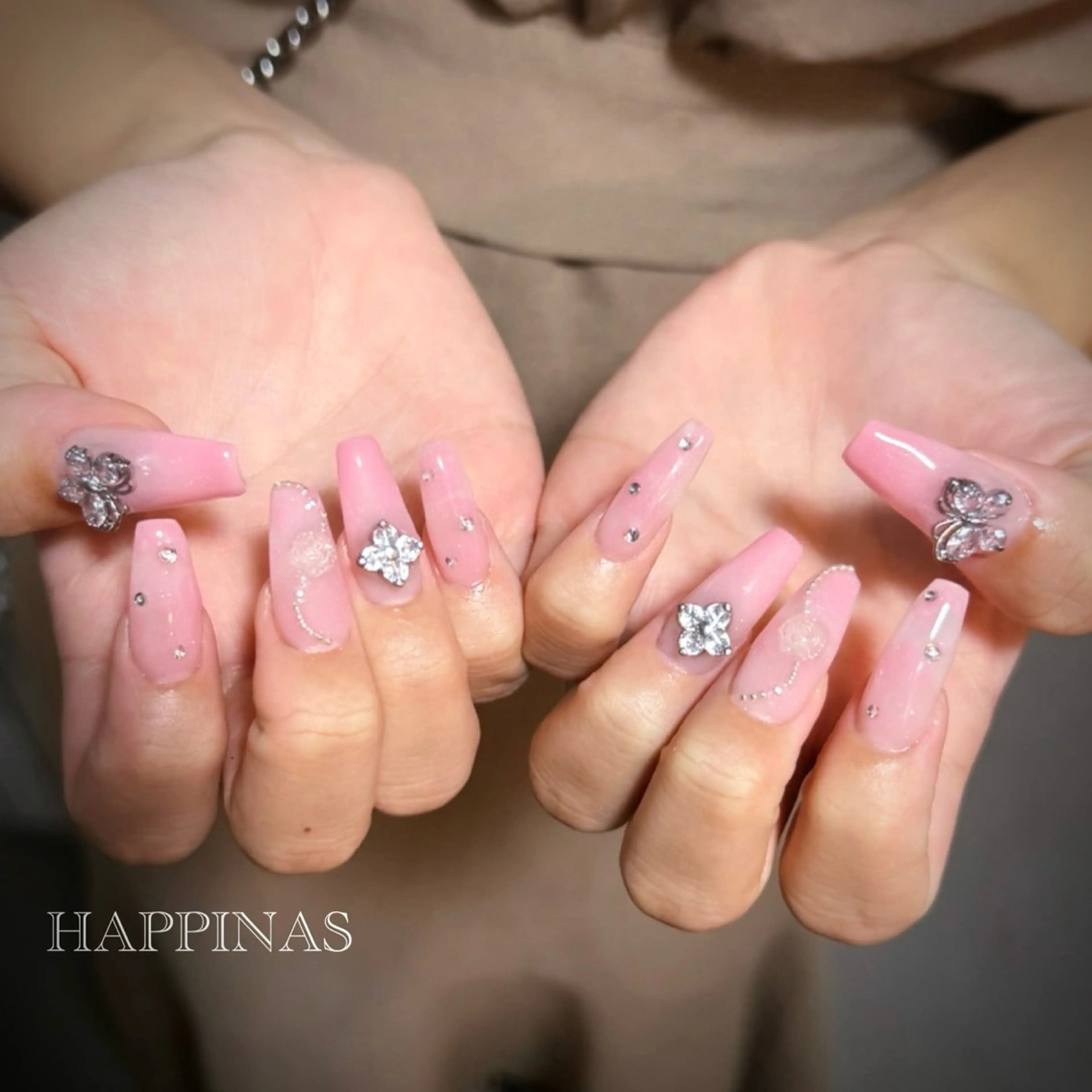 ネイル ピンク スカルプネイル ワンホンネイル ハンドネイル HAPPINAS ののかのネイルデザイン