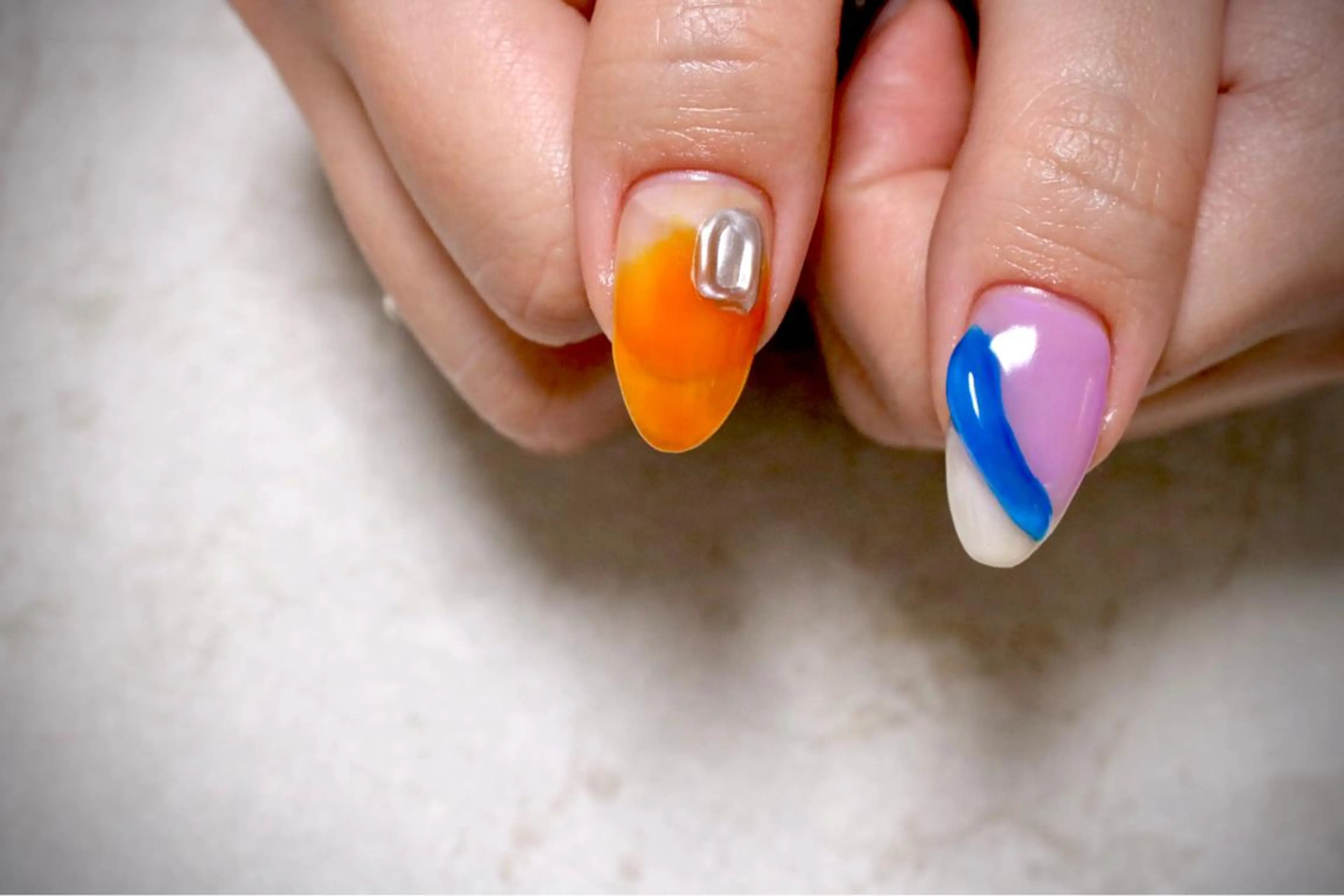 ネイル オーロラネイル カジュアル ジェルネイル ラメ(グリッター) マグネットネイル ハンドネイル MH Nailのネイルデザイン