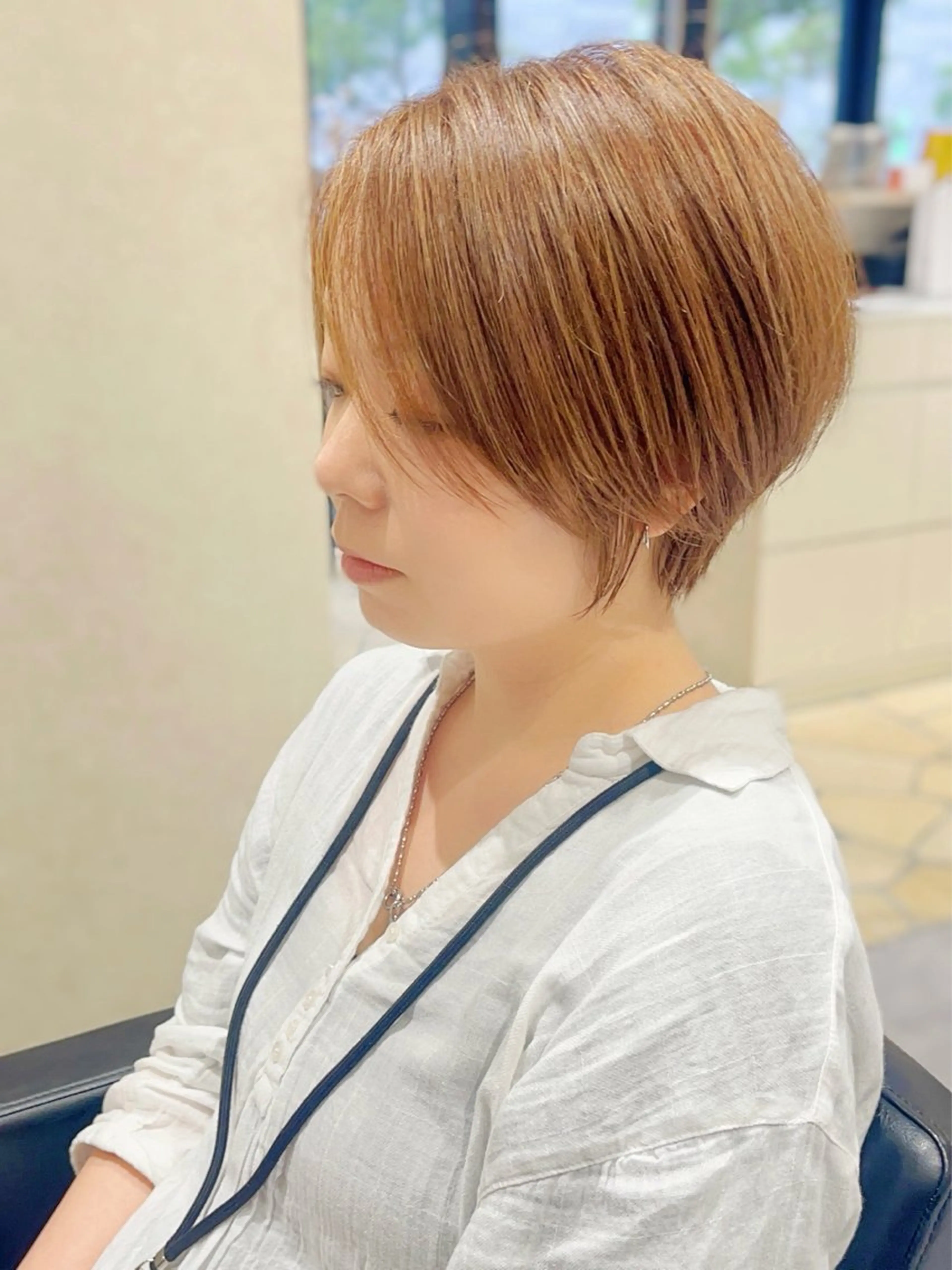 ショート カラー カット GIEN 末吉 海斗のヘアスタイル