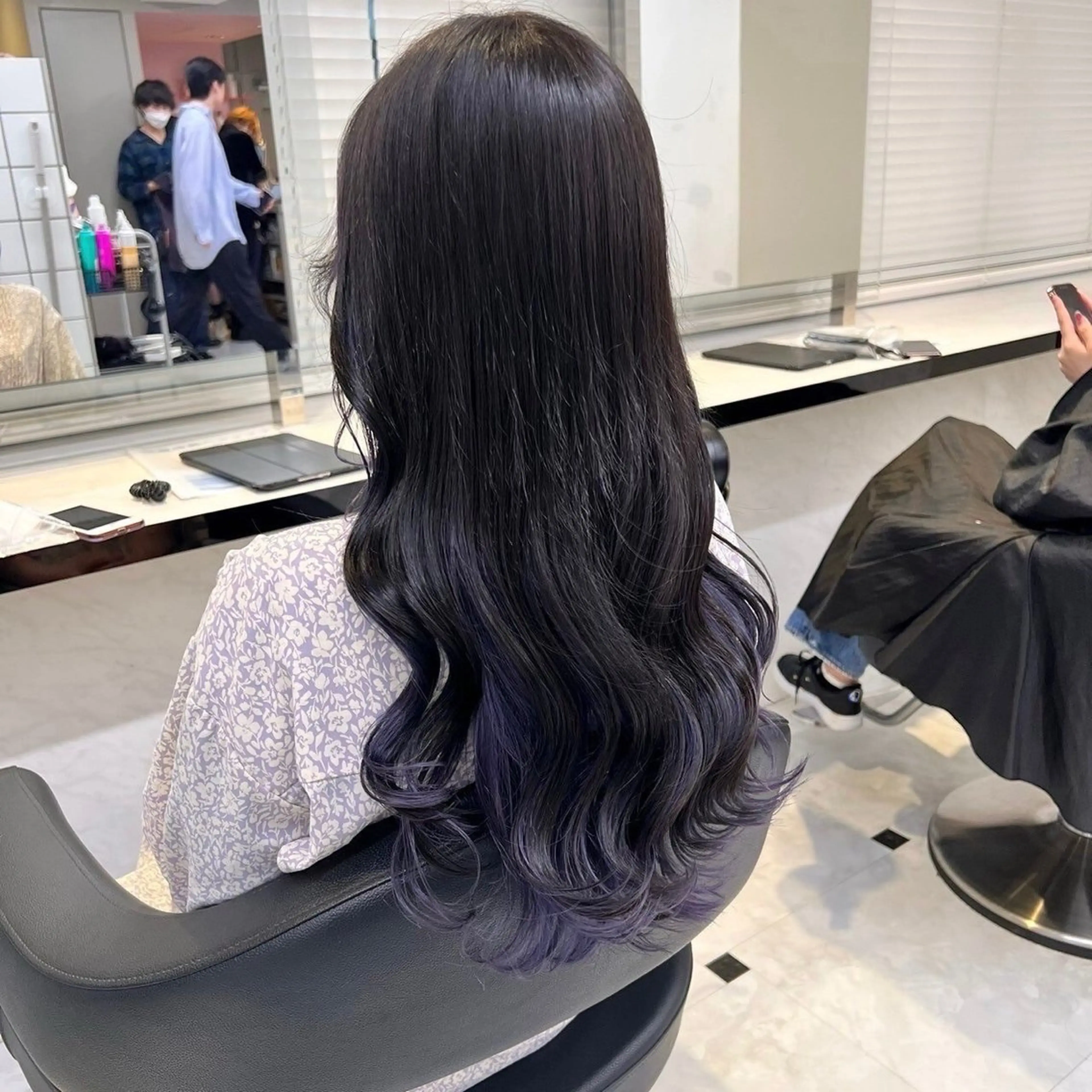 ロング カラー ベージュカラー ブリーチ 透明感カラー ダブルカラー 髪質改善 透明感🤍レイヤー ベージュ‎🤍ピンクのヘアスタイル