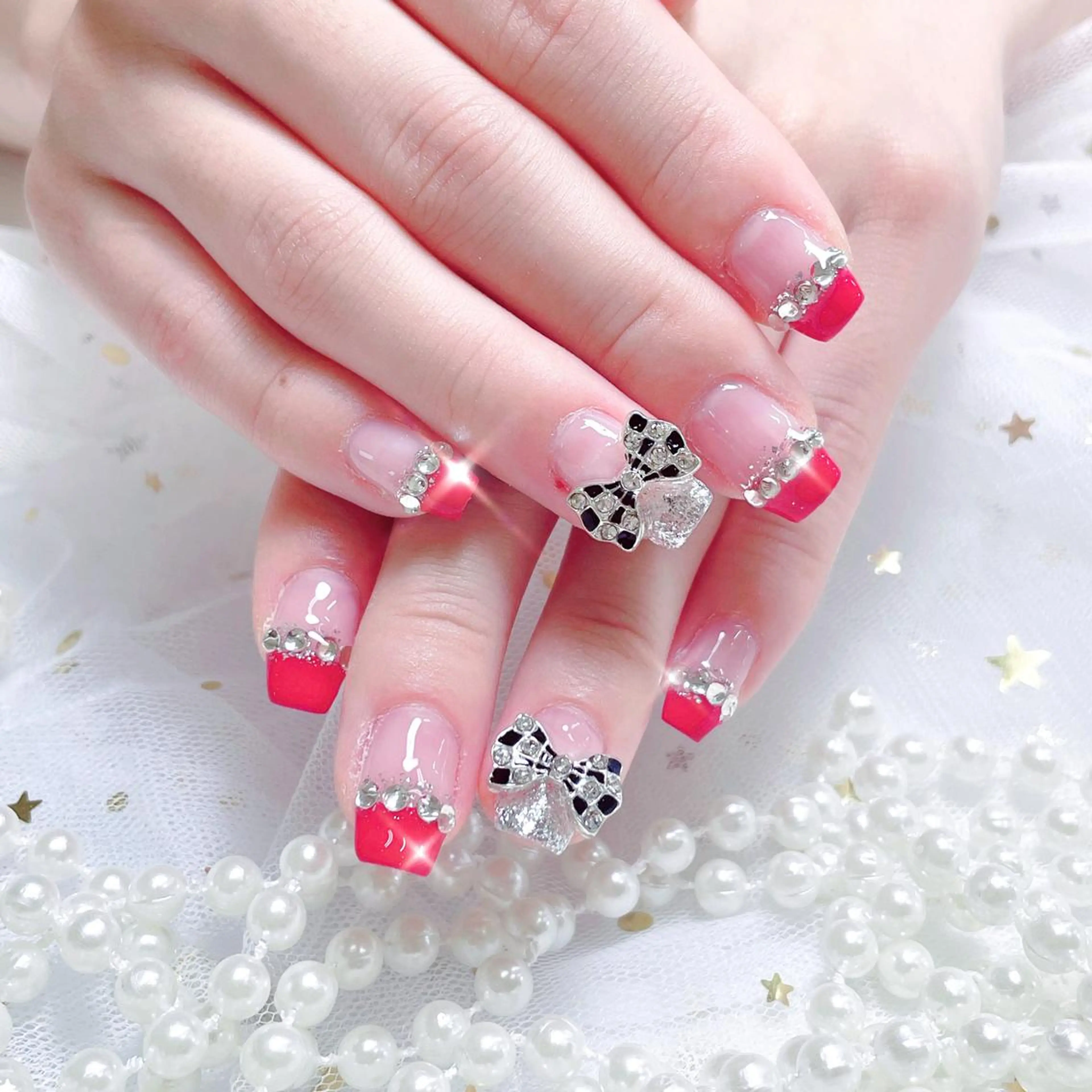 ネイル 🎀まゆ 🪽🐾のネイルデザイン