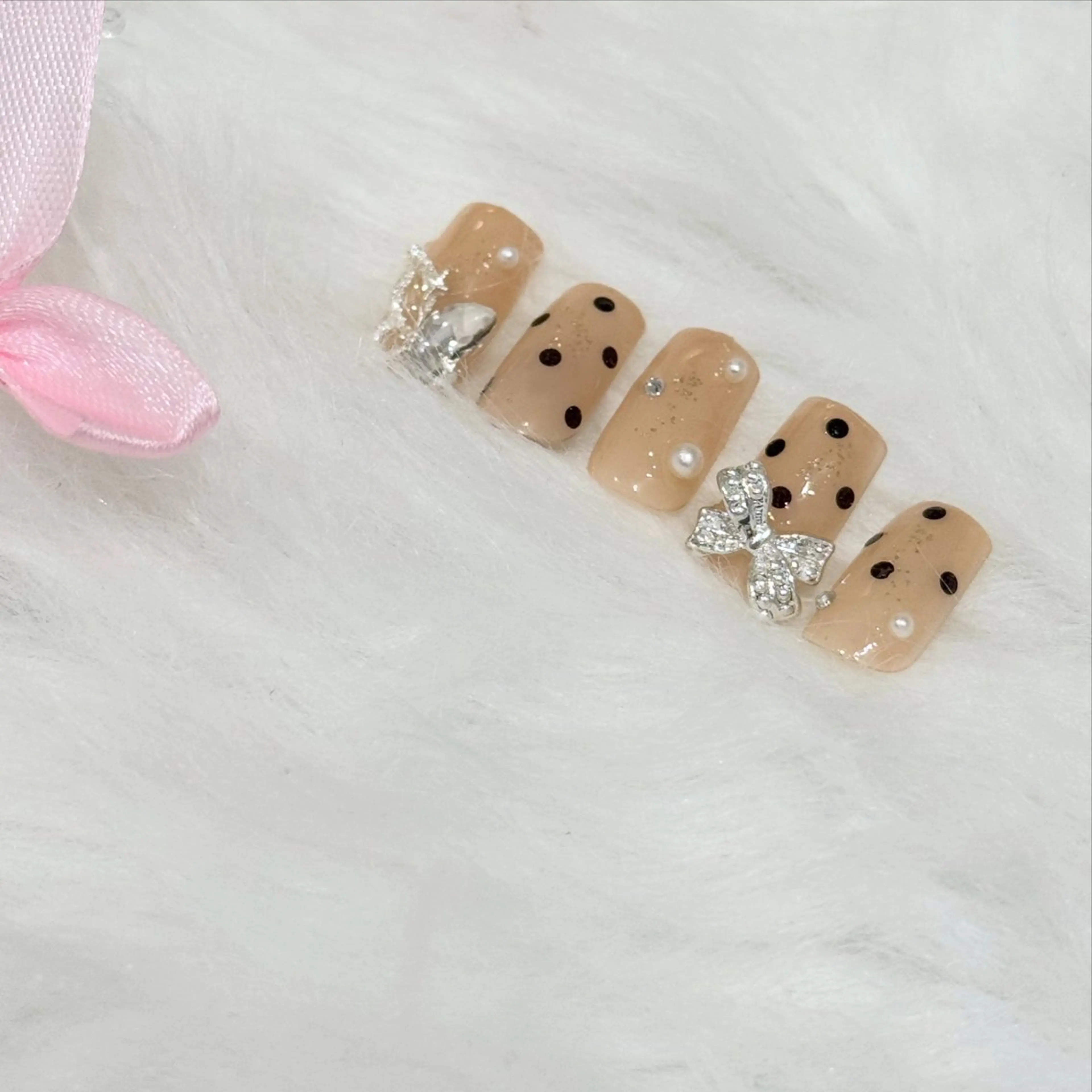 ネイル 韓国ネイル Vante Momo   梅田のネイルデザイン