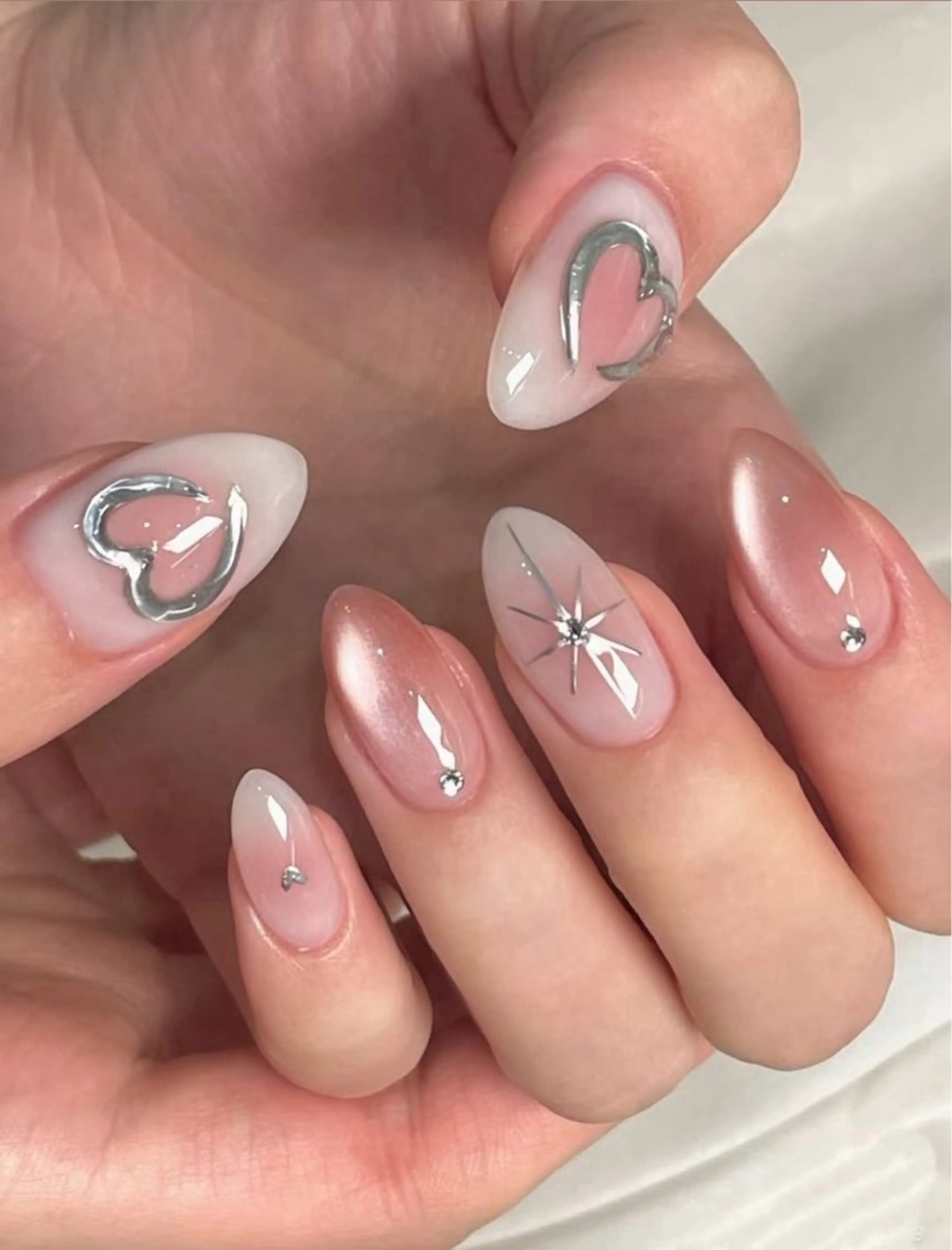 ネイル アートネイル オーロラネイル チークネイル フレンチネイル ガラスフレンチ 🎀🎀YooLi Nail Salonのネイルデザイン