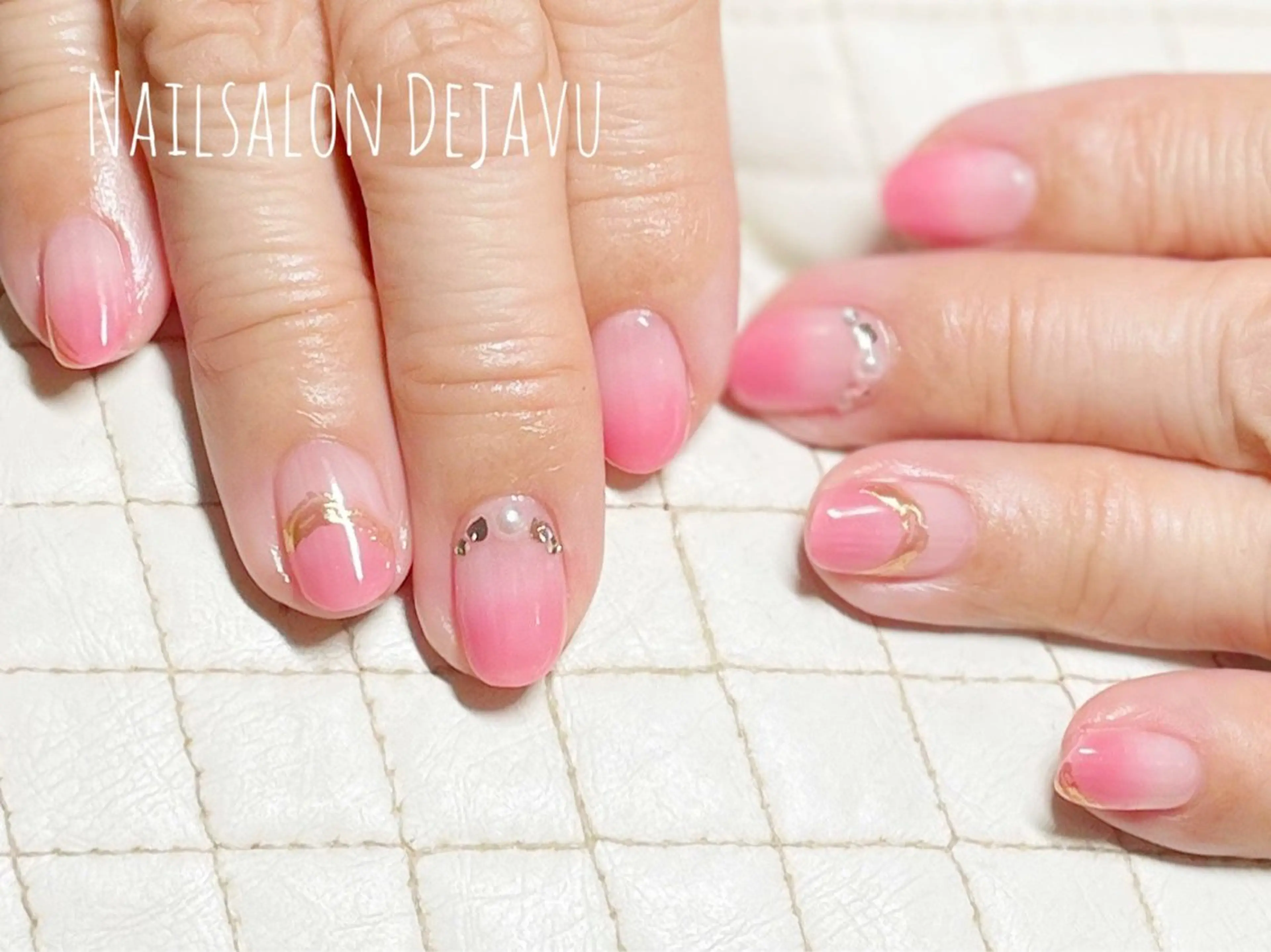 ネイル アートネイル ミラーネイル 持ち込み ストーンネイル ハンドネイル Nailsalon Dejavuのネイルデザイン