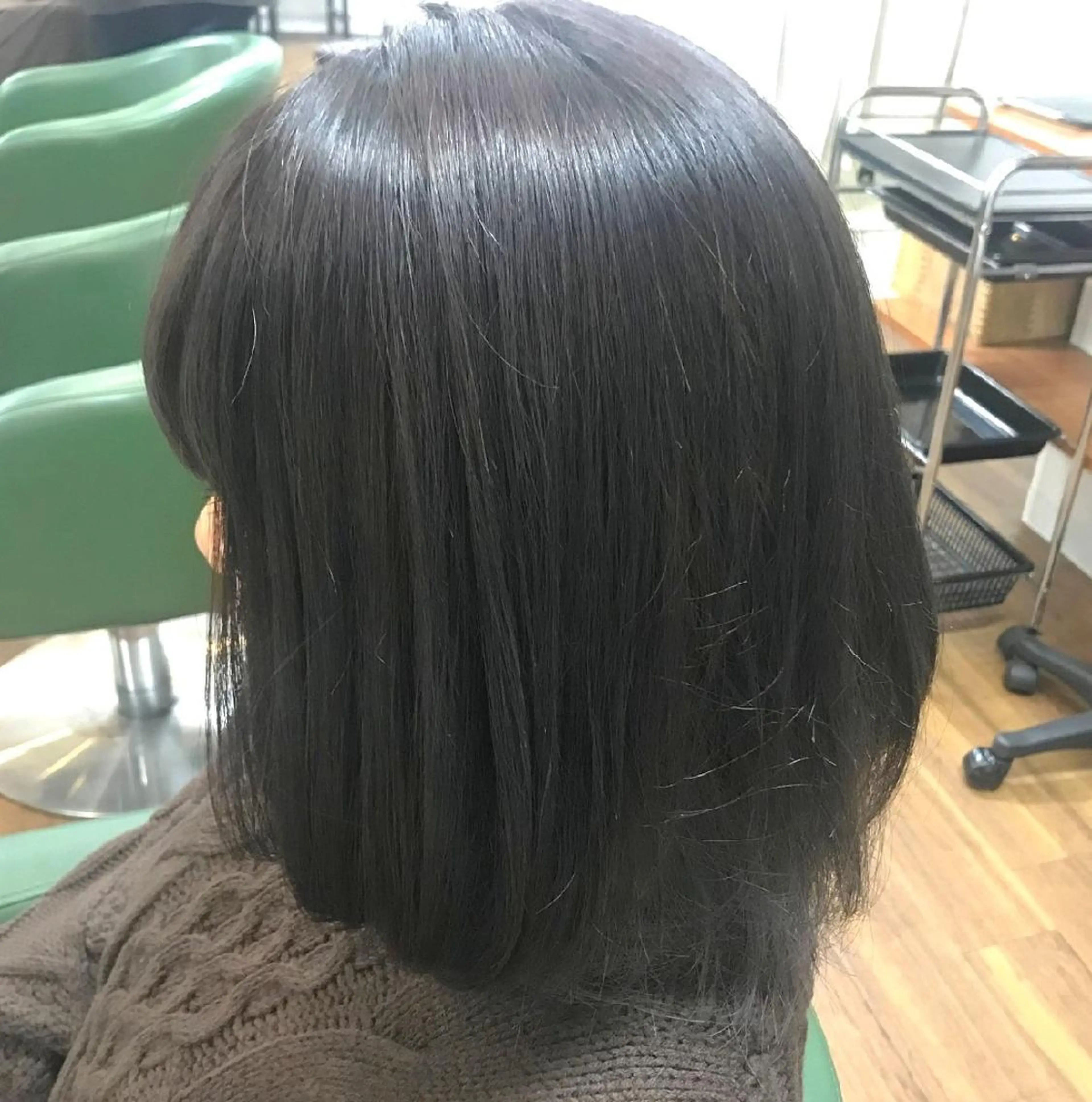 ミディアム ハイライト カット ヘアカラー トリートメント 渡辺 康行のヘアスタイル