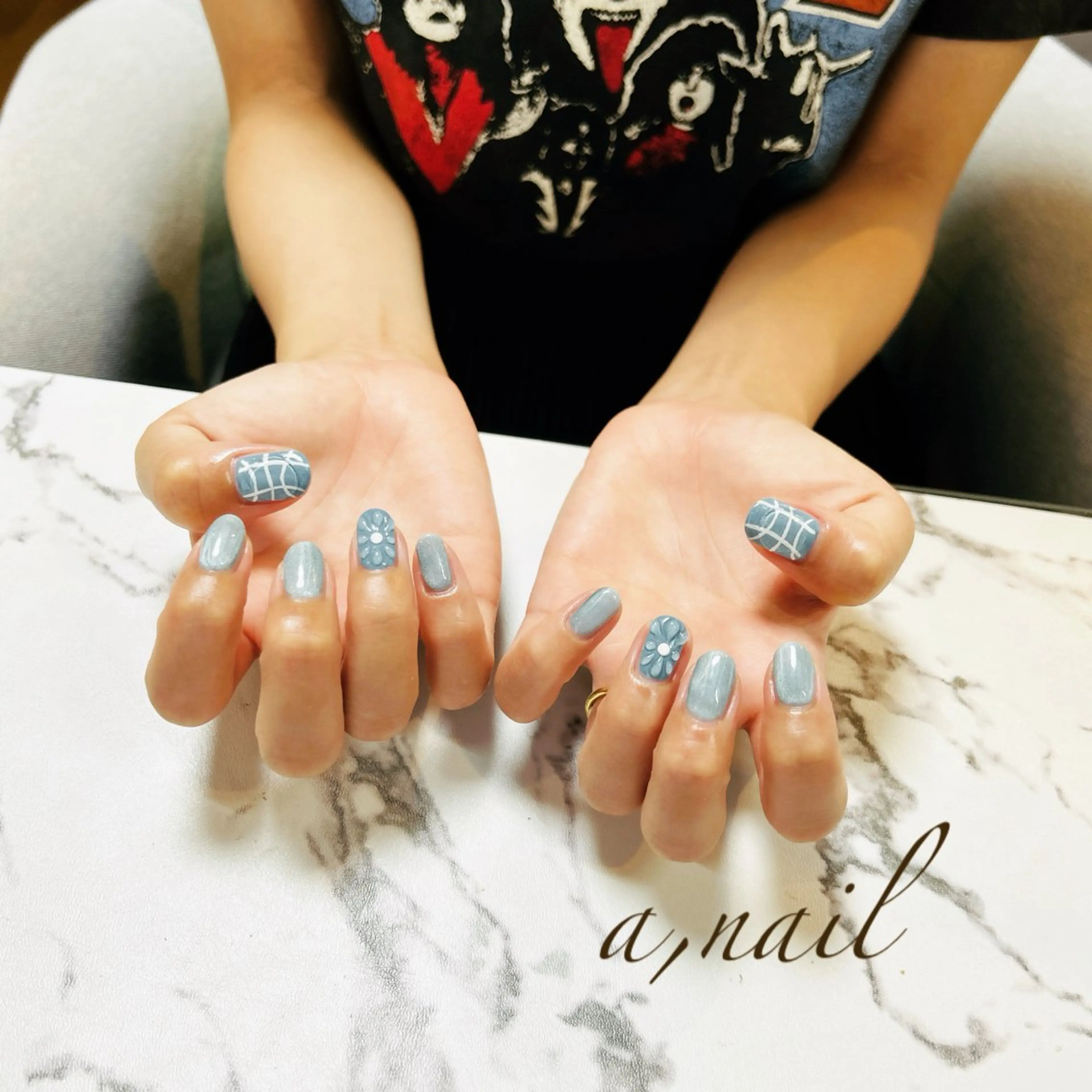 ネイル フラワーネイル キラキラネイル マグネットネイル ぷっくりネイル シンプルネイル ハンドネイル ネイルサロン エーネイルのネイルデザイン