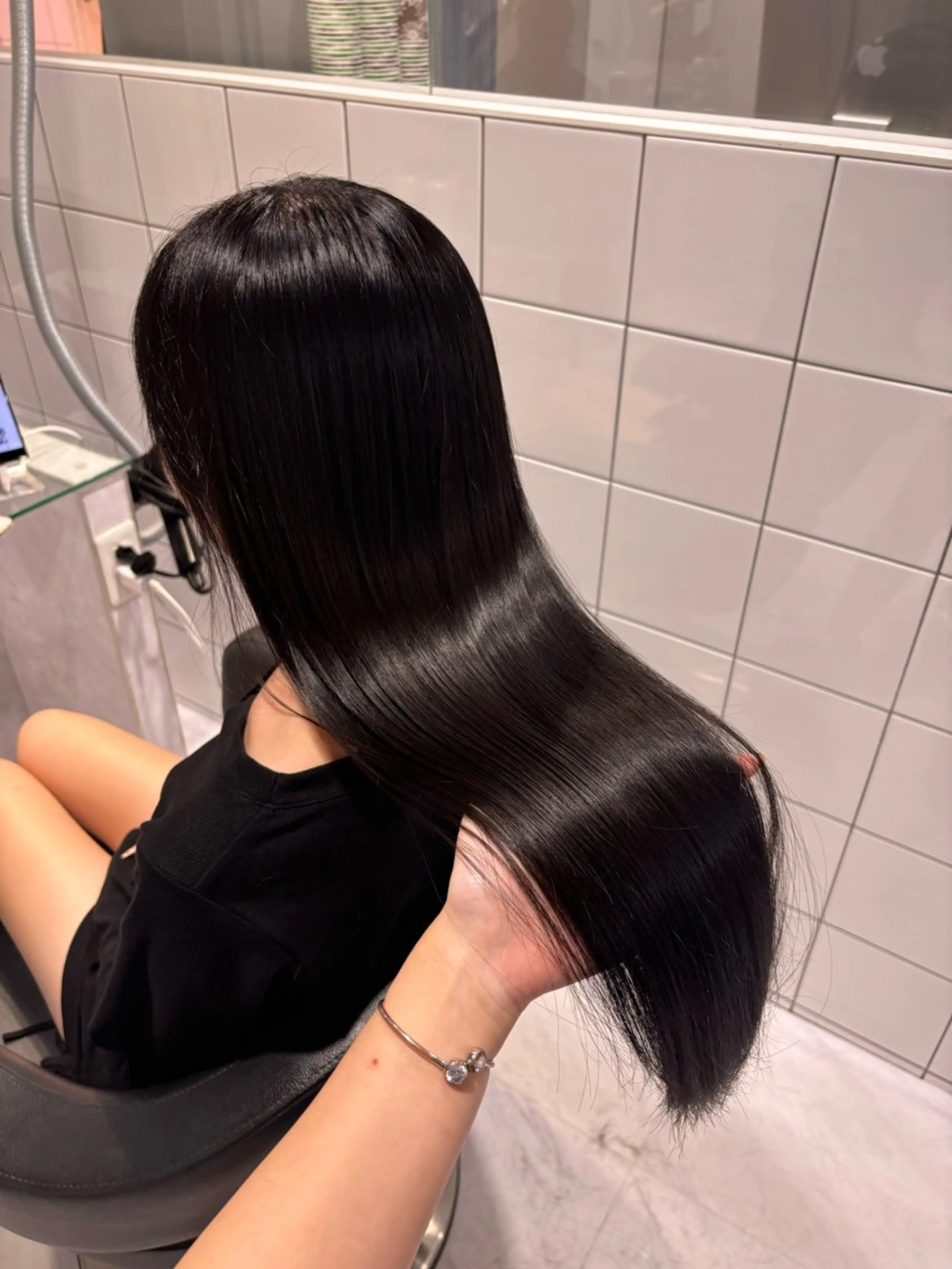 ロング カラー 表参道♡暗髪♡ 艶カラー♡アユミのヘアスタイル