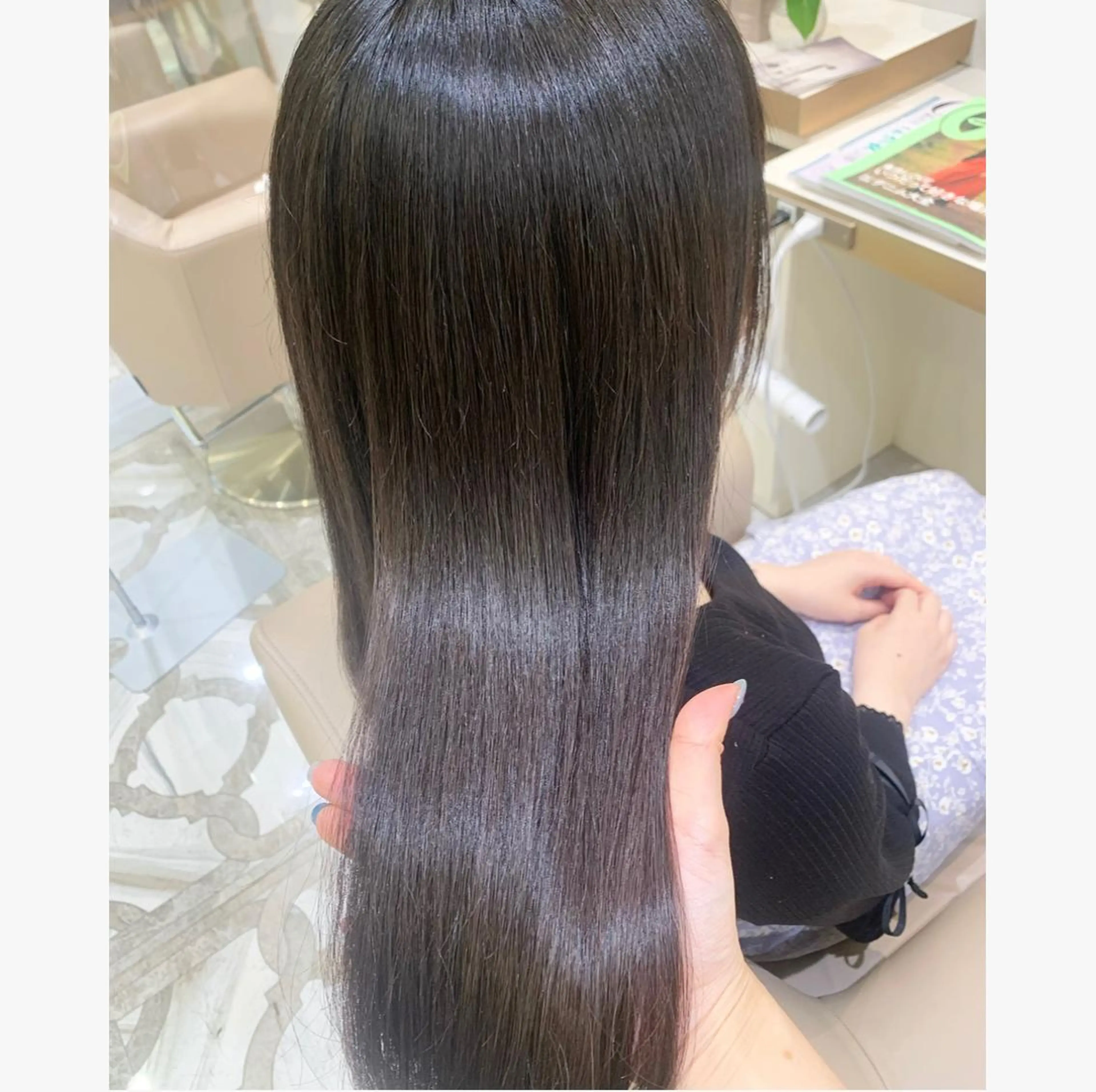 ロング パーマ カット 縮毛矯正 💙美髪救世主💙 関華蓮のヘアスタイル