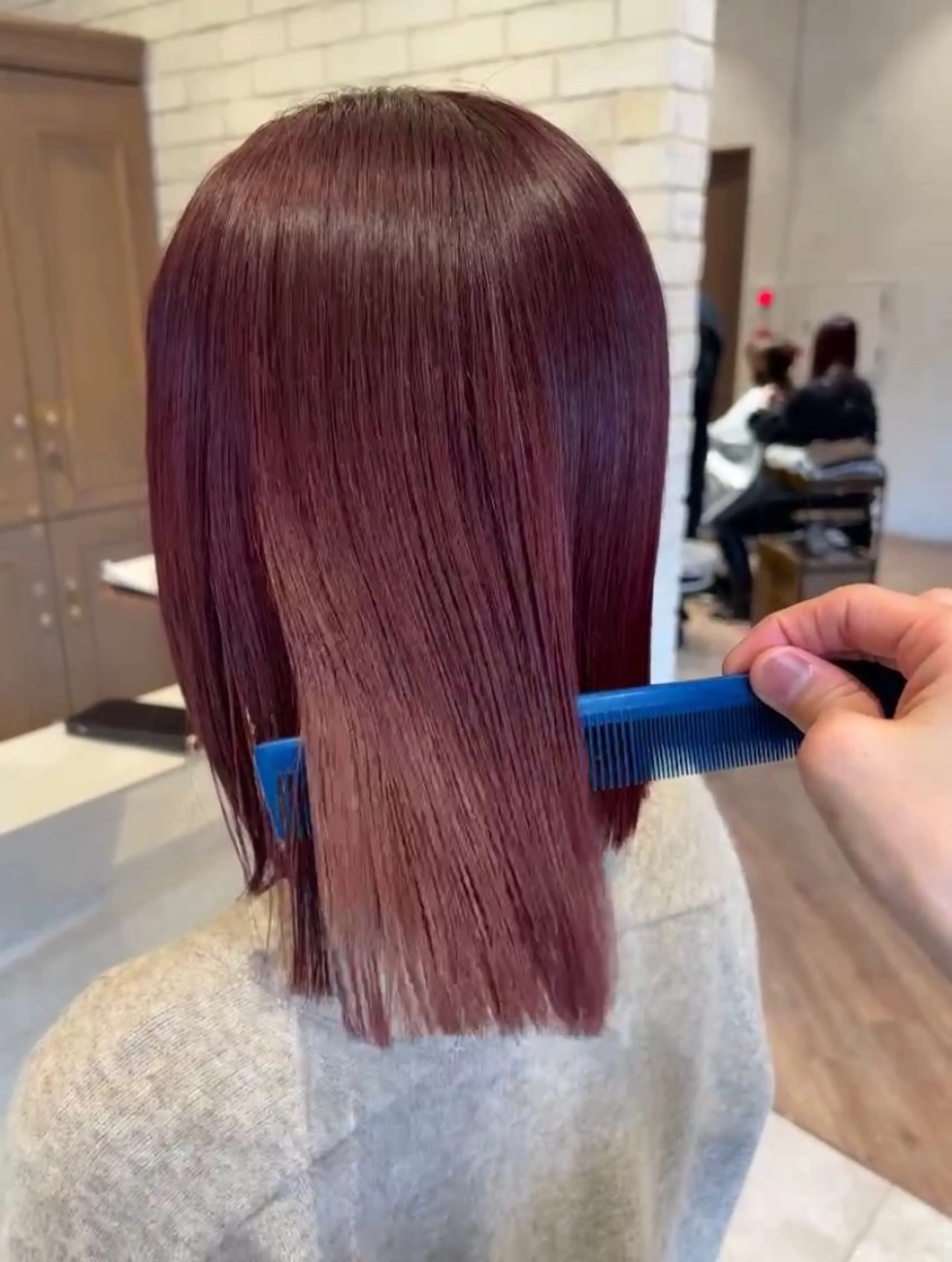 ミディアム 田島 穂乃花のヘアスタイル