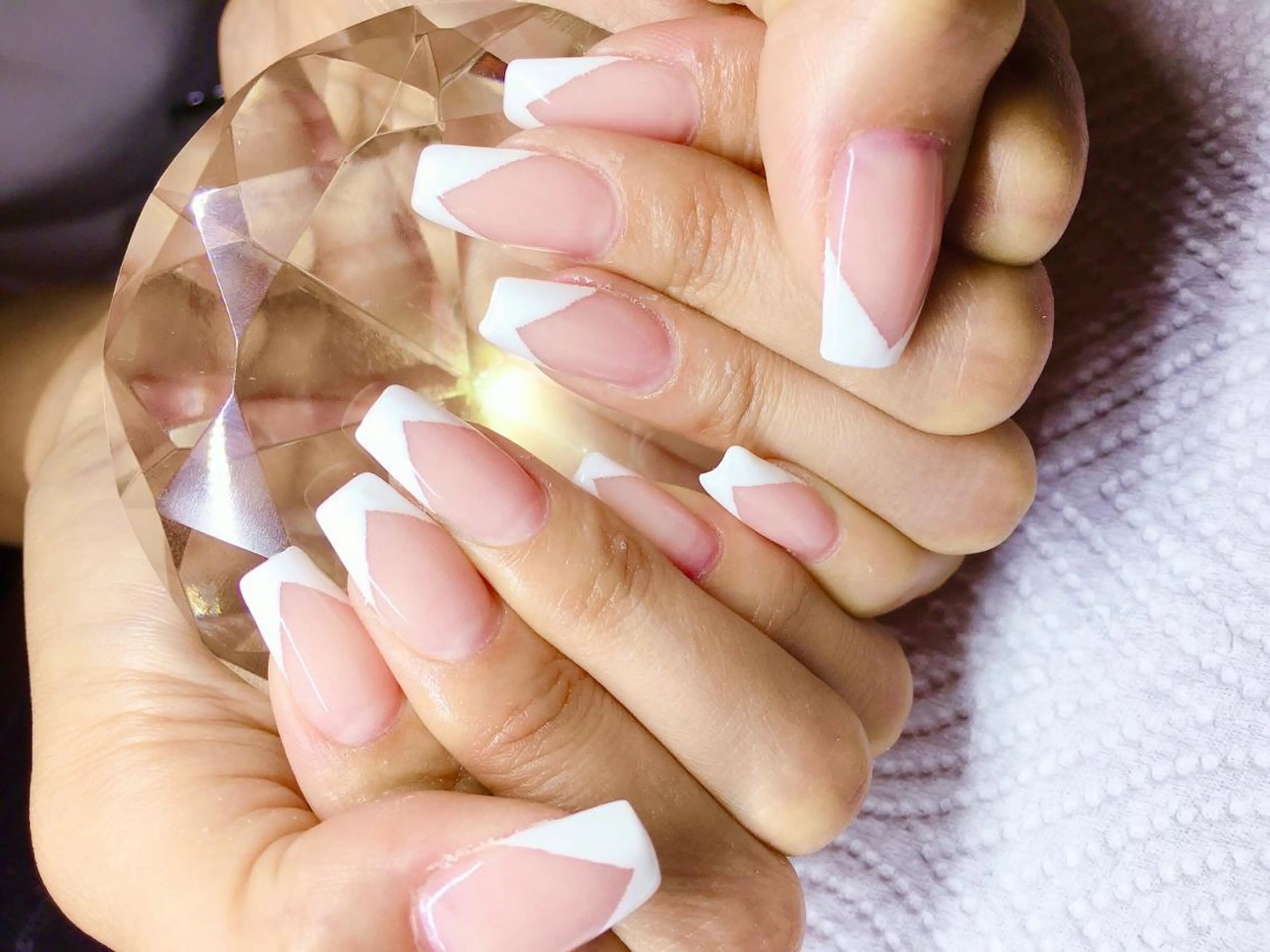 ネイル アートネイル フレンチネイル スカルプネイル ネイルサロンアウル ayaka💋のネイルデザイン