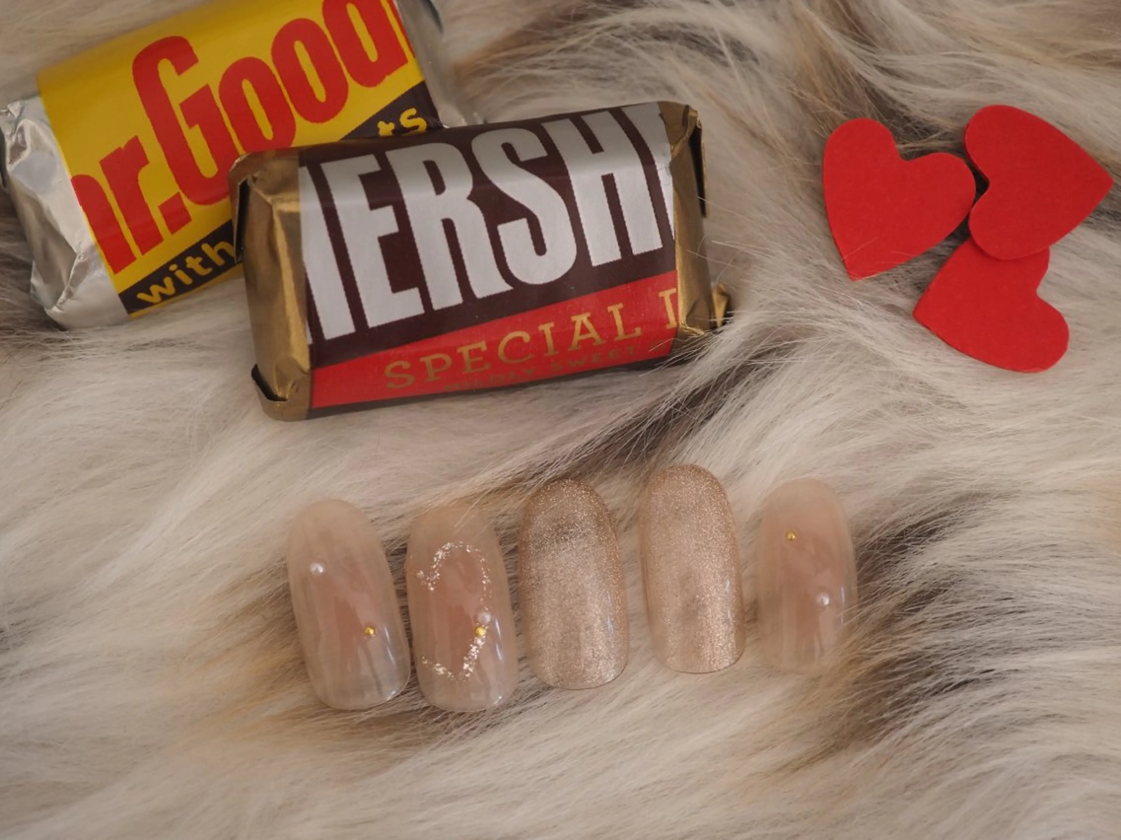 ネイル オーロラネイル フットネイル フレンチネイル ジェルネイル マグネットネイル kiki nail &brow二子玉川の眉毛・アイブロウイメージ