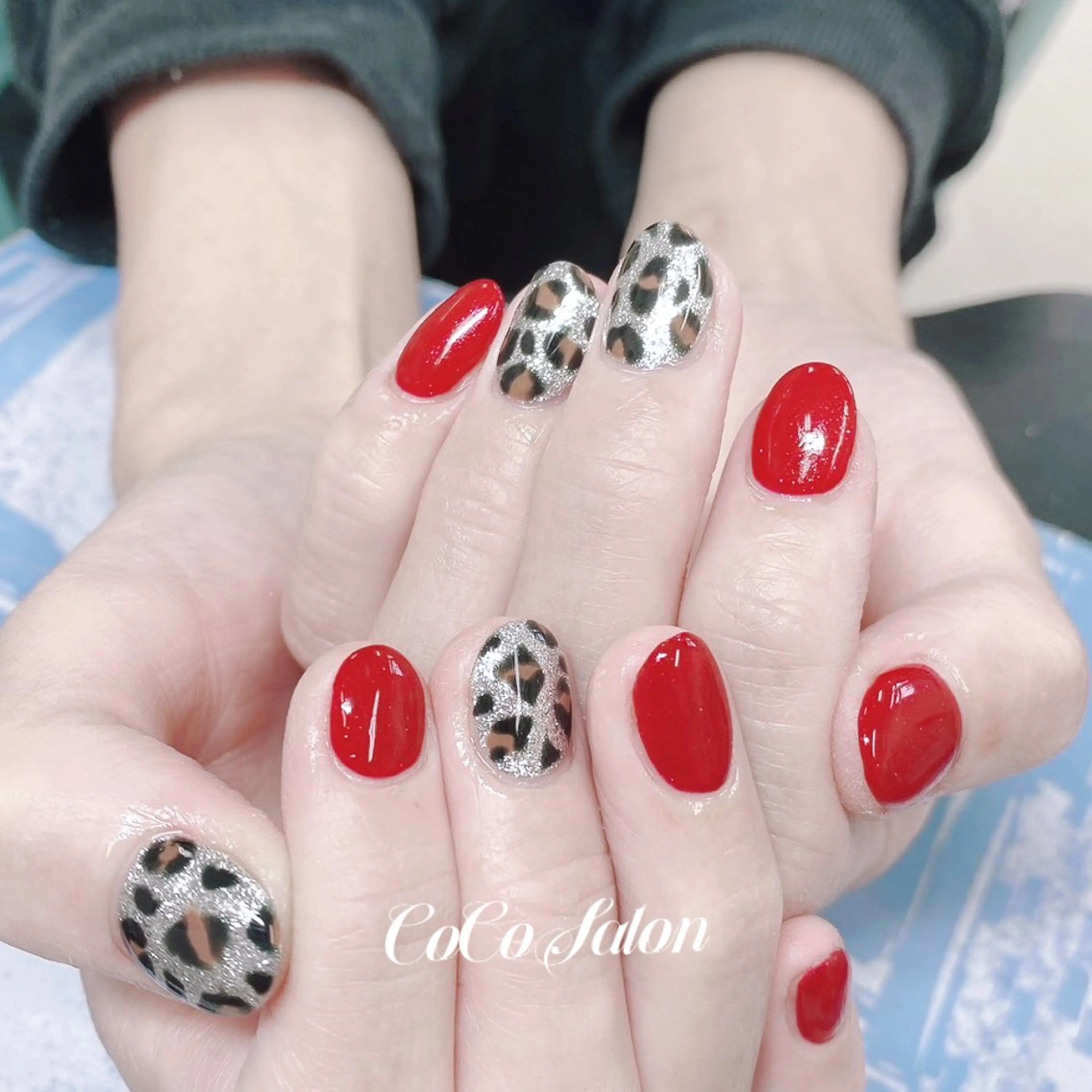 ネイル アニマル柄 長さ出し ジェルネイル ワンカラーネイル パラジェル ハンドネイル CoCoSalon ネイル/まつ毛予約のネイルデザイン