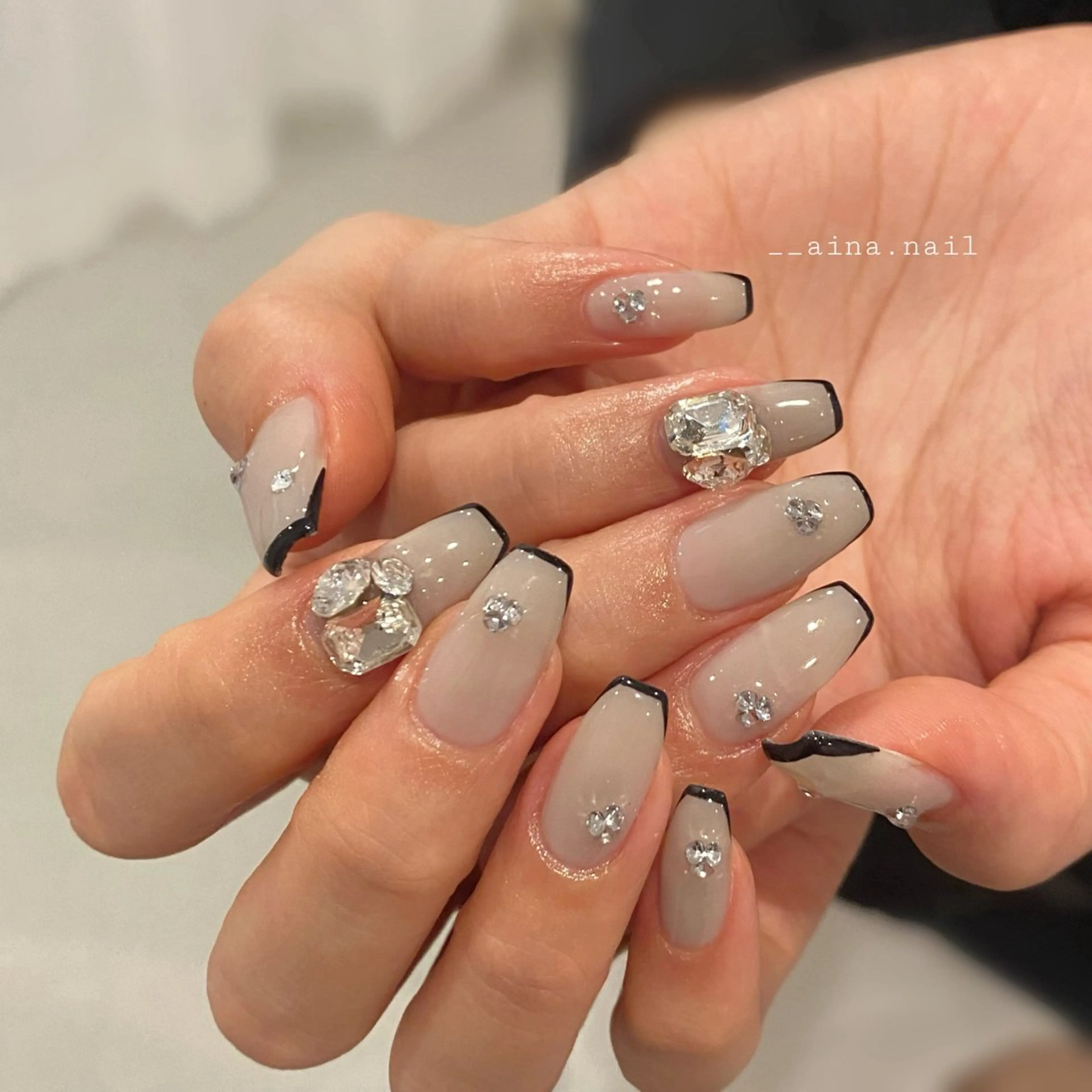 ネイル Nailist Ainaのネイルデザイン