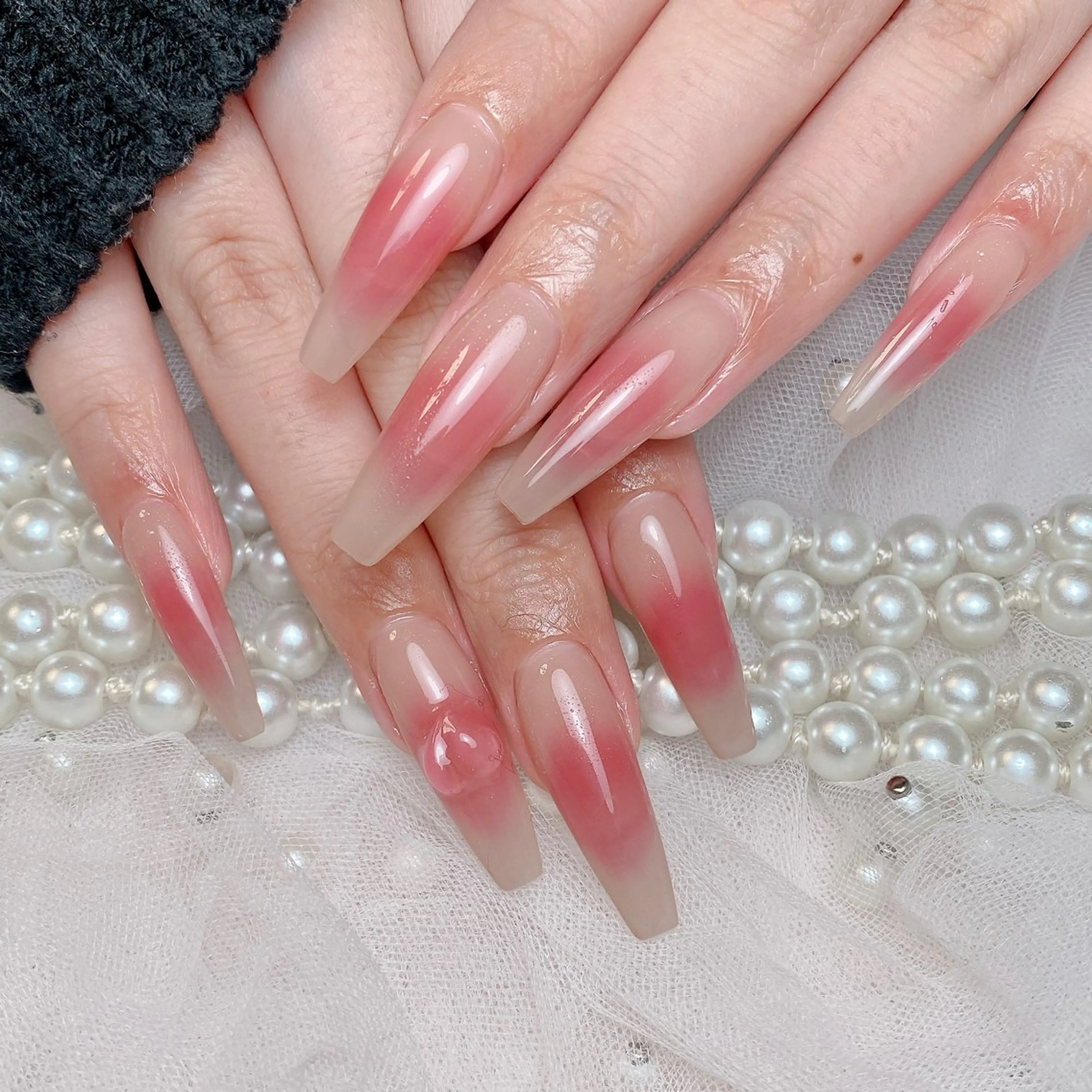 ネイル フレンチネイル ジェルネイル ハート 韓国ネイル マグネットネイル ハンドネイル ネイルサロン lotusのネイルデザイン