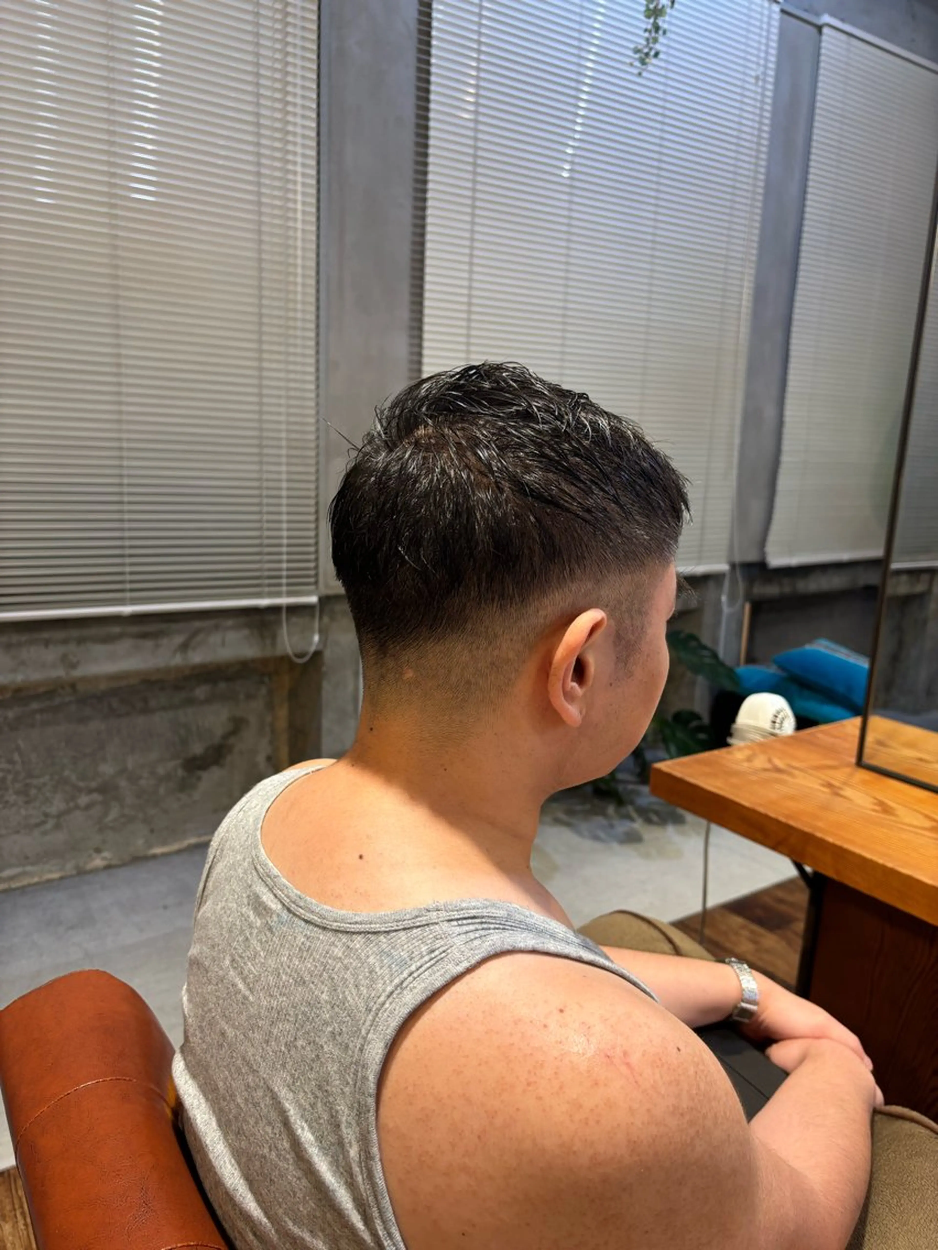 ショート メンズ フェードカット カット 山形 梨沙のヘアスタイル