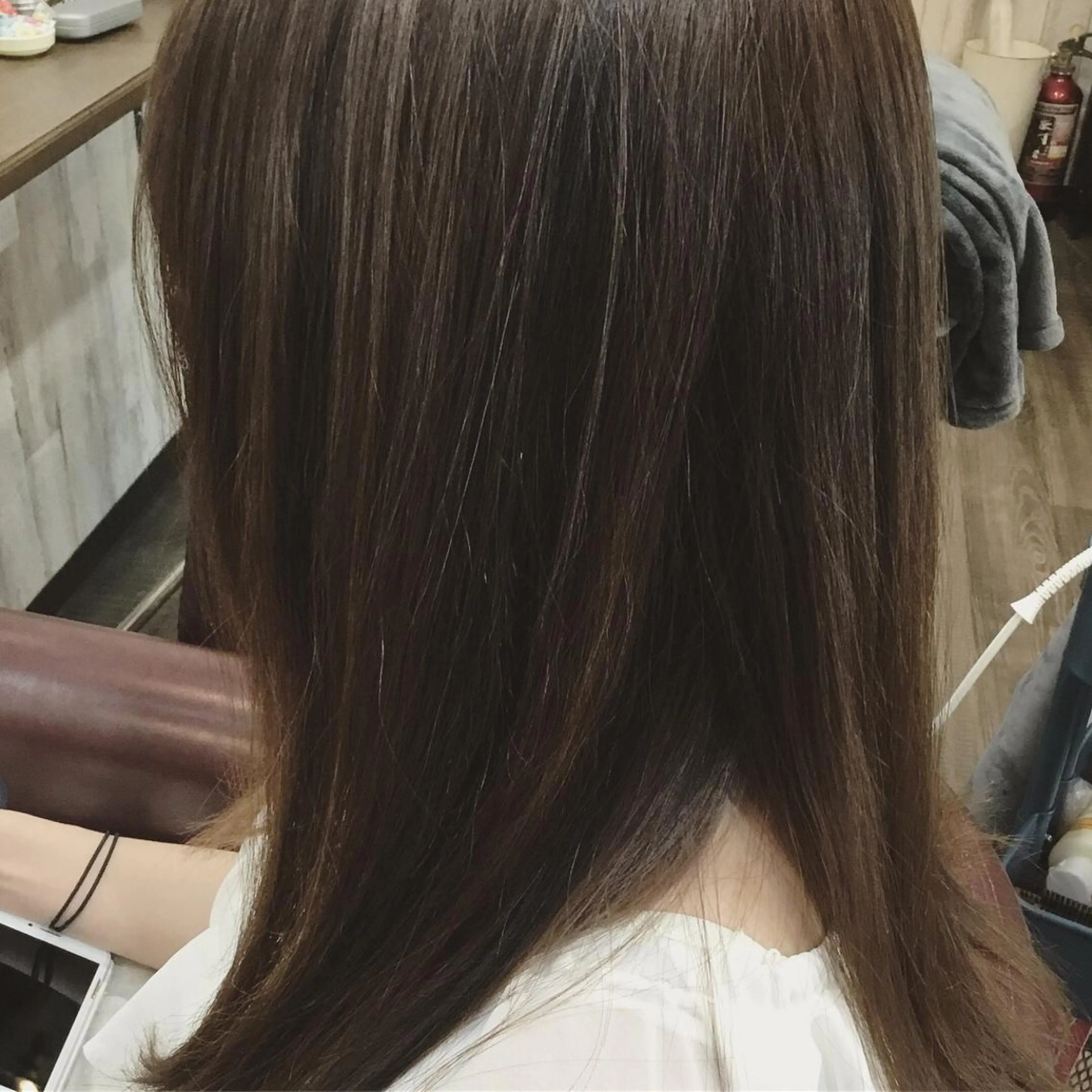 ロング カラー embrace エンブレイスのヘアスタイル