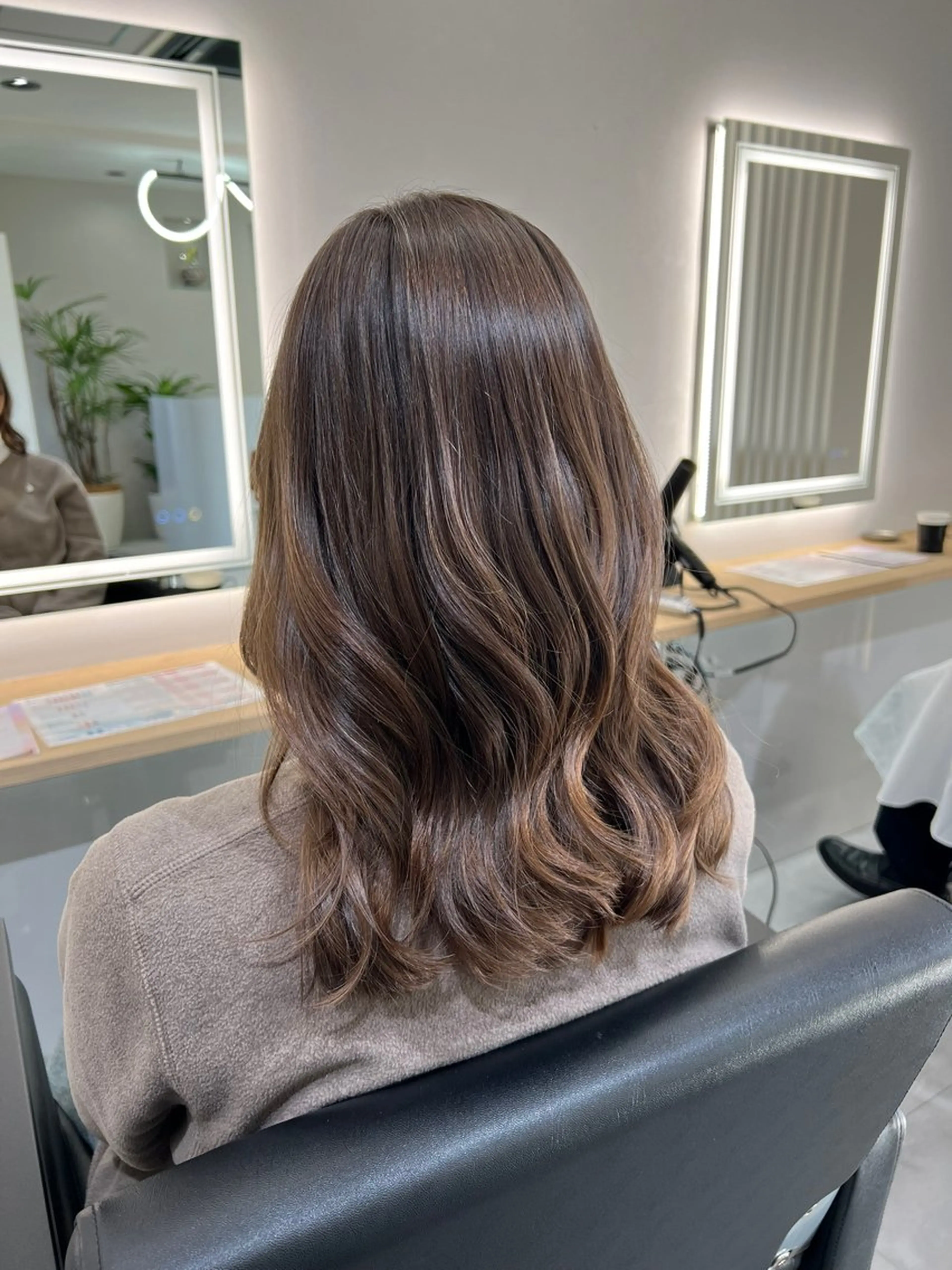 セミロング カラー カット ヘアカラー レイヤー/髪質改善 SOA大槻 純也のヘアスタイル