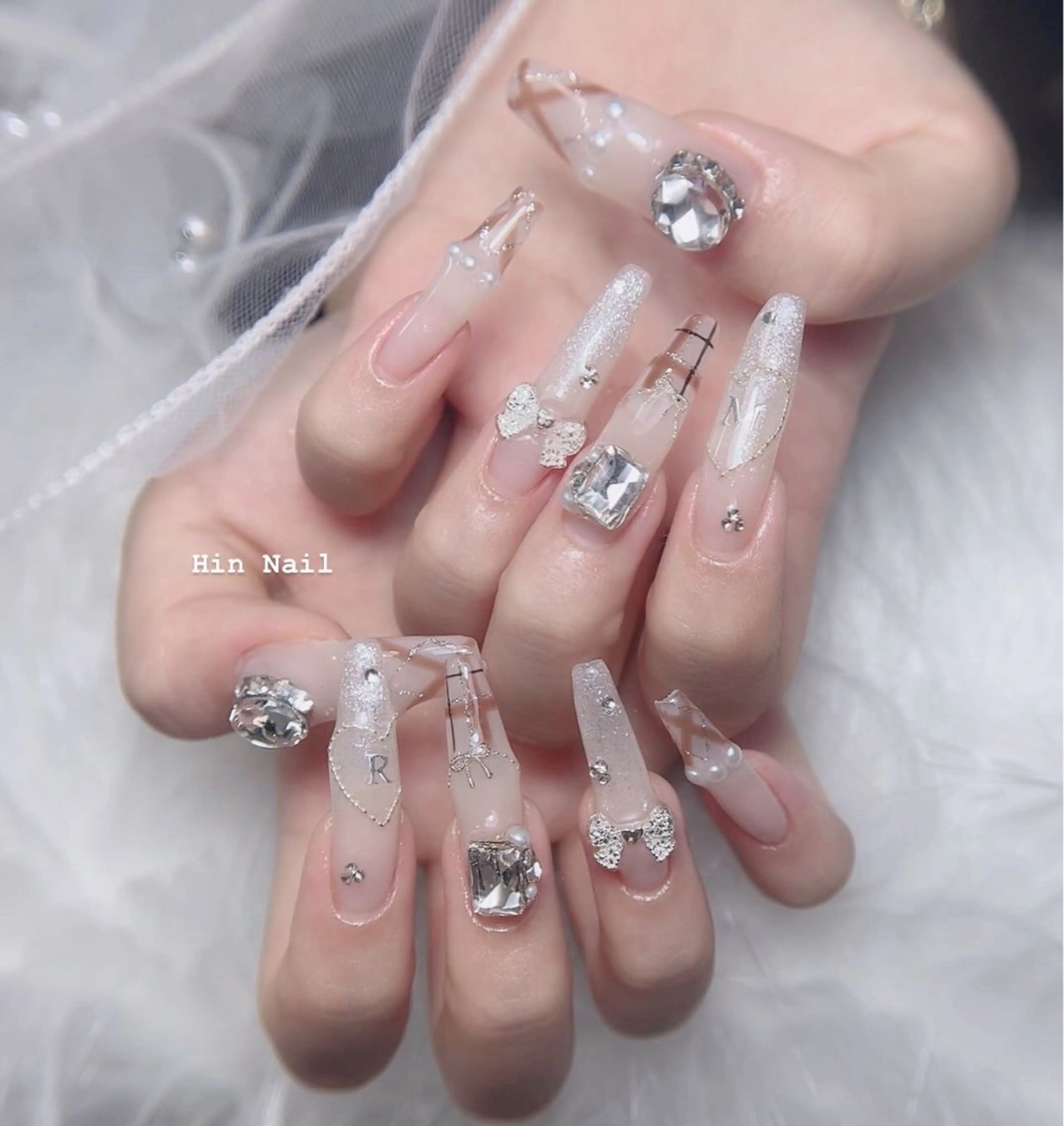 ネイル ハンドネイル HIN NAILのネイルデザイン
