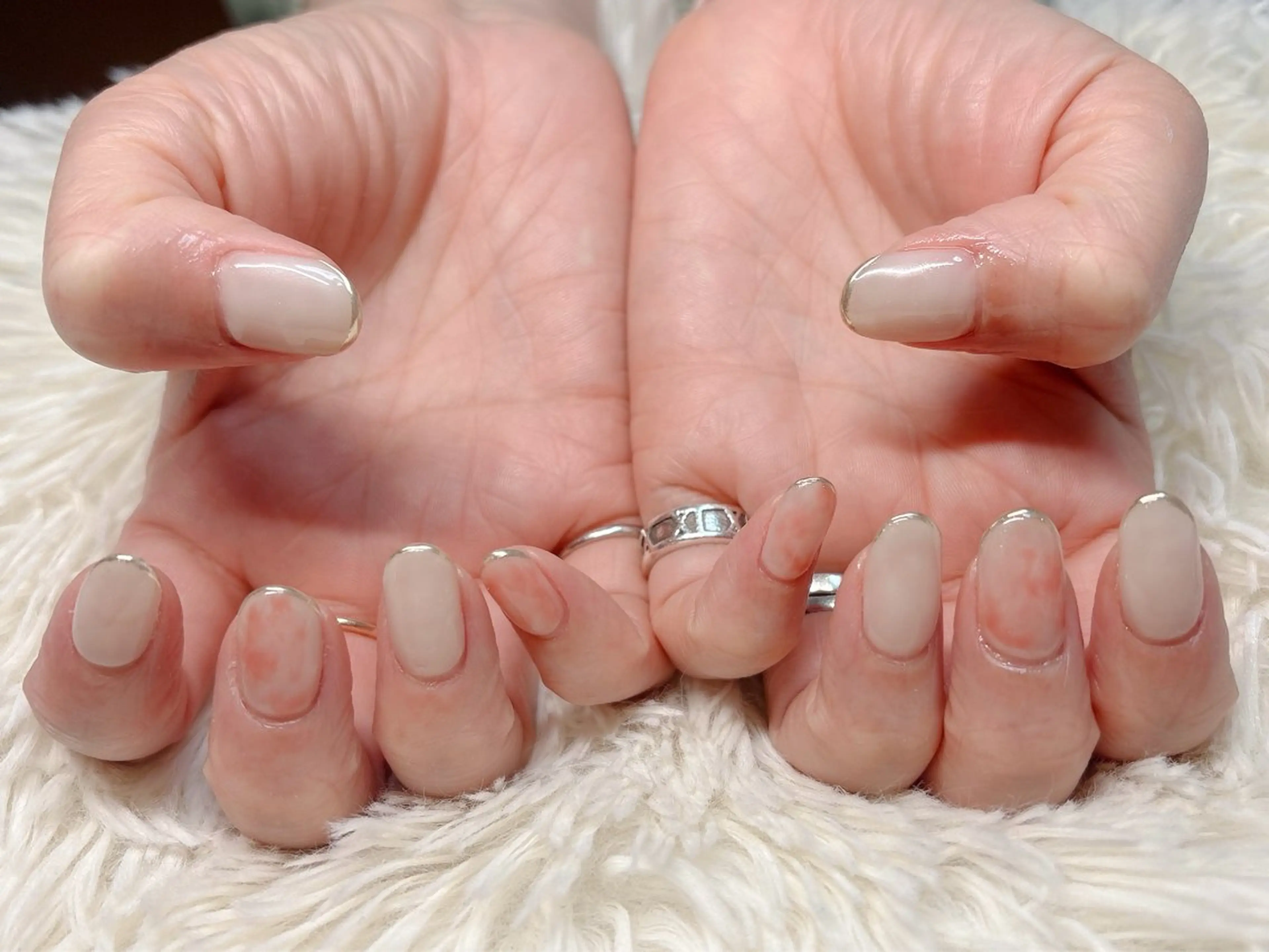 ネイル ハンドネイル パッチリオメメ Lianaのネイルデザイン