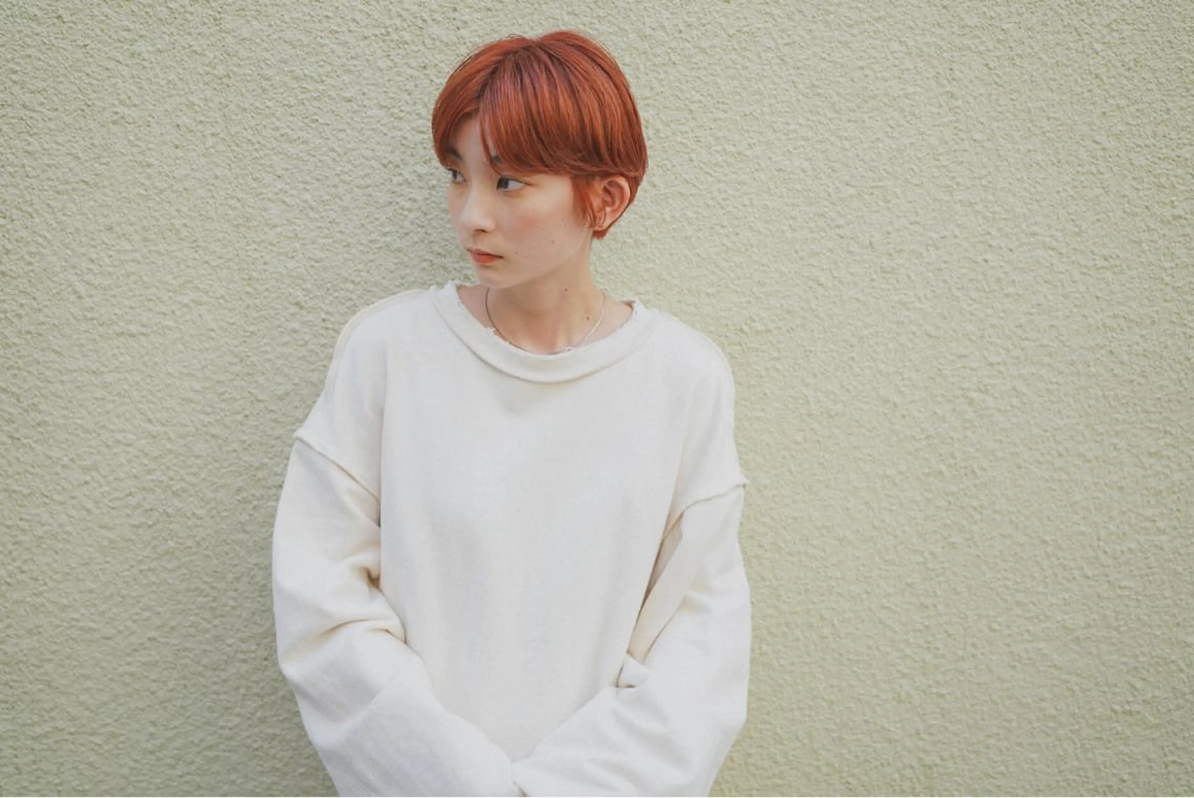 ショート カラー 切りっぱなしボブ ショートボブ ハンサムショート ベリーショート ボブ Spiel KOMOのヘアスタイル