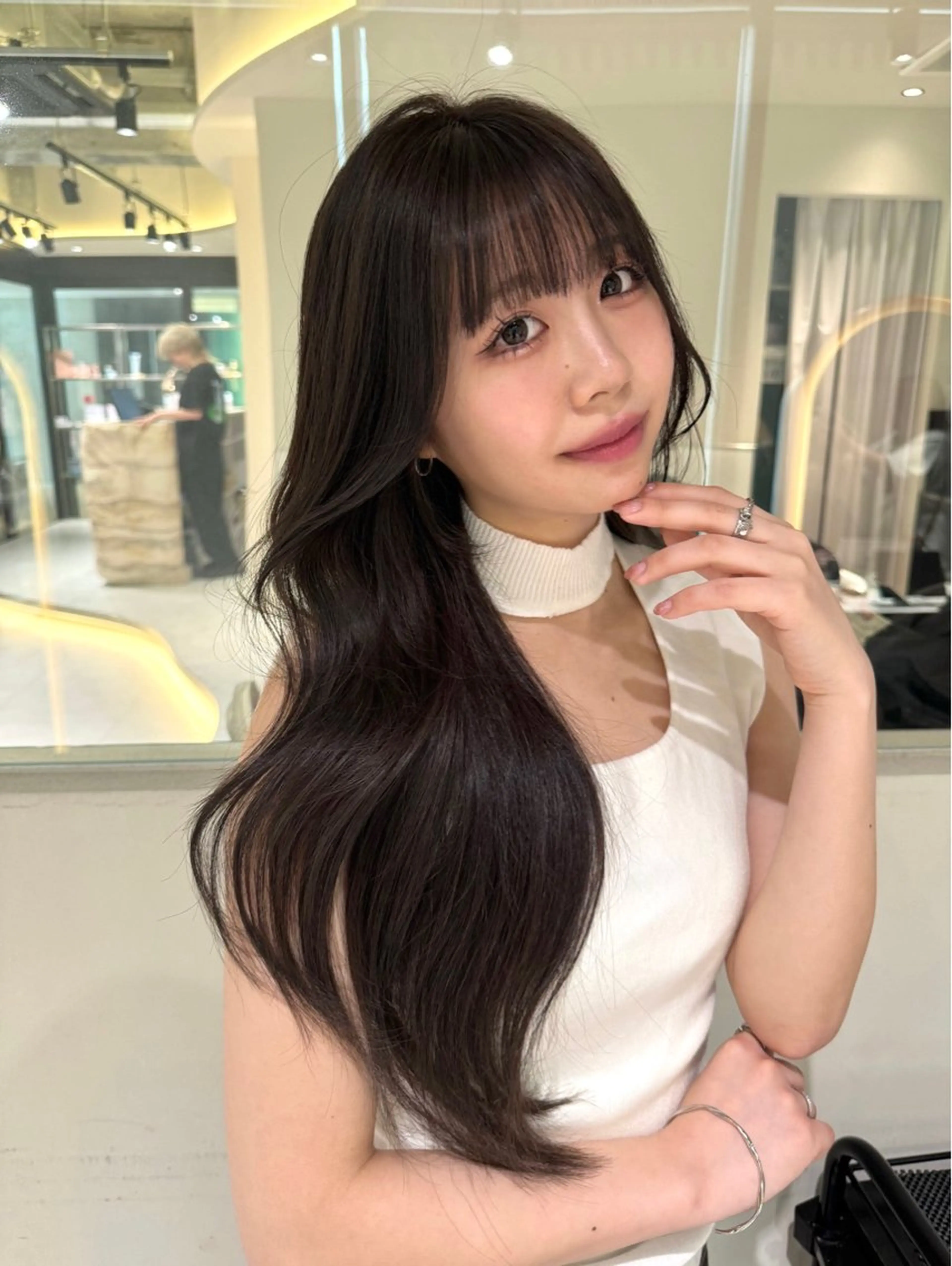 ロング カラー ヘアアレンジ 韓国ヘア/レイヤー Londエレンのヘアスタイル