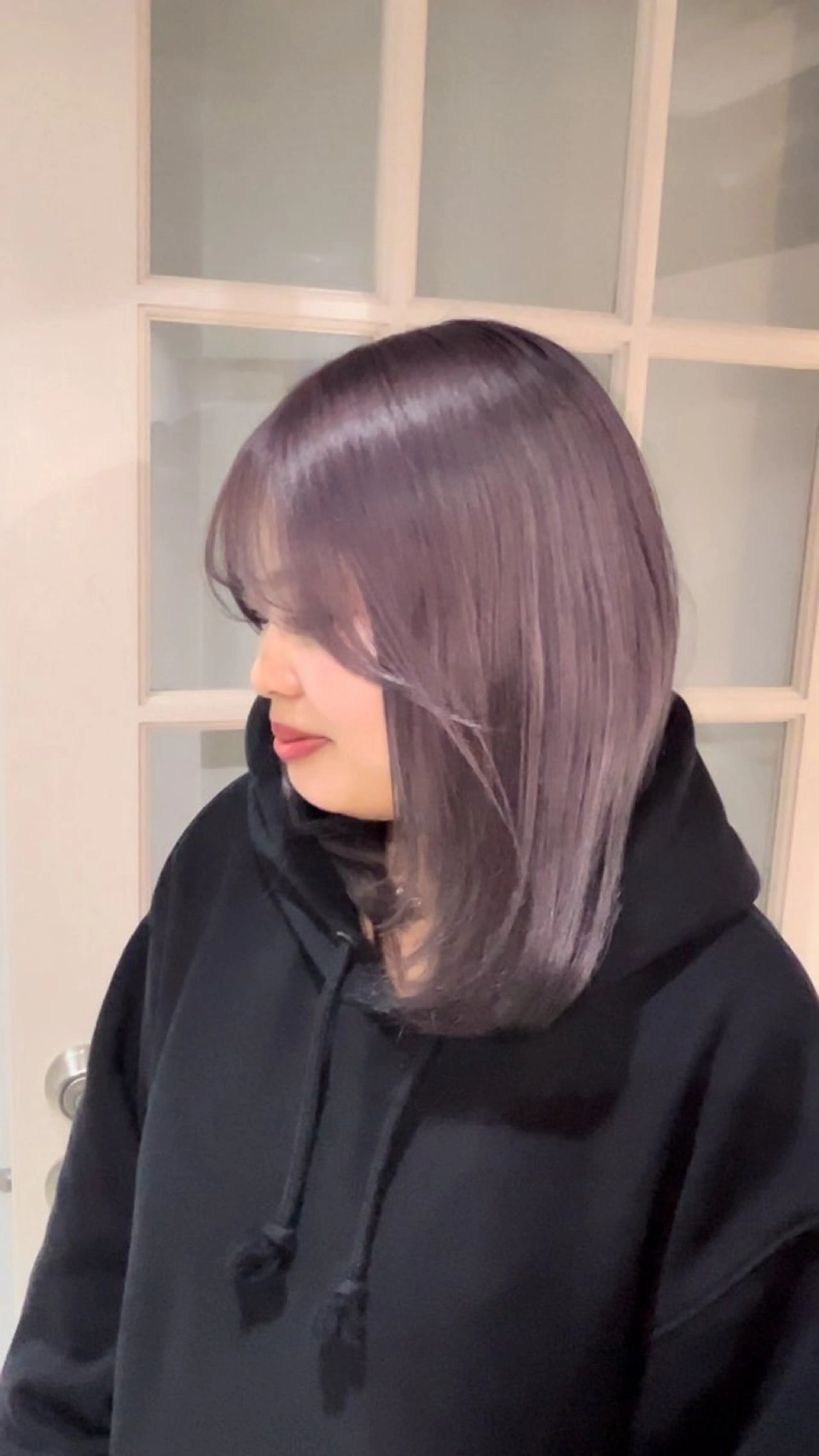 カラー ベージュカラー ニトウ レイナのヘアスタイル