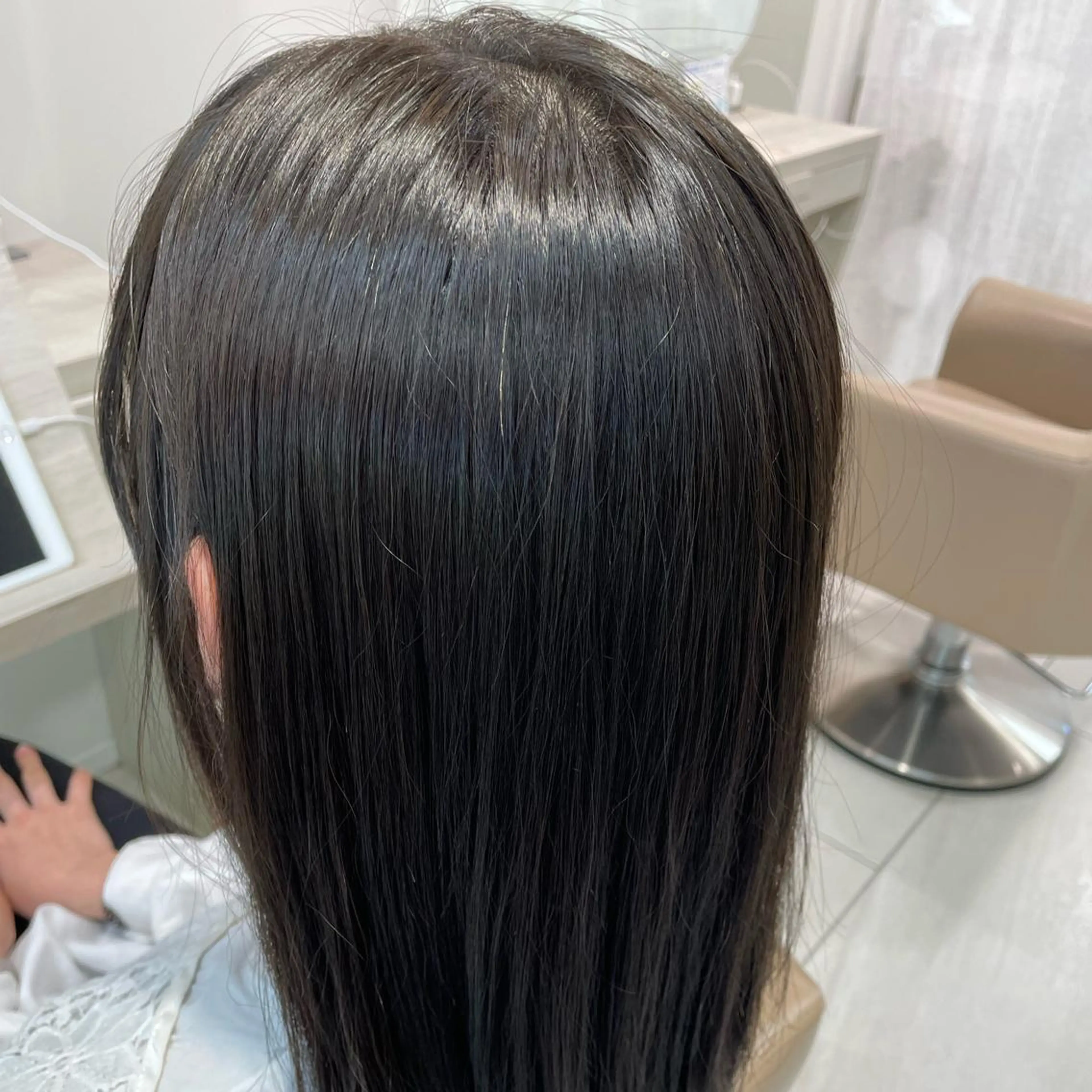 ミディアム カラー ハッシュカット 暖色カラー/伊藤菜月のヘアスタイル