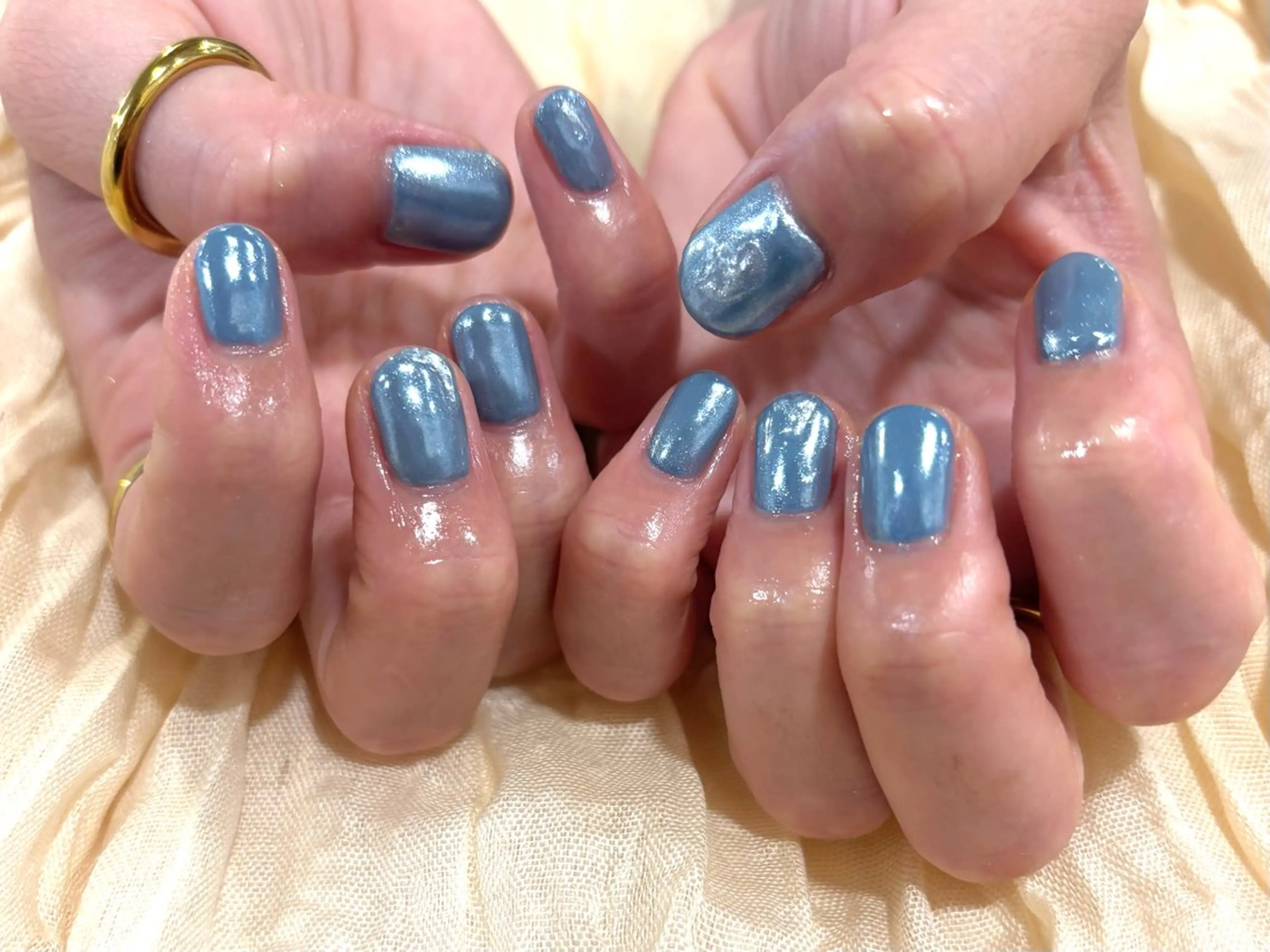 ネイル オーロラネイル ブルー ジェルネイル ワンカラーネイル パラジェル ハンドネイル Lino中目黒 🎀 パラジェルのネイルデザイン